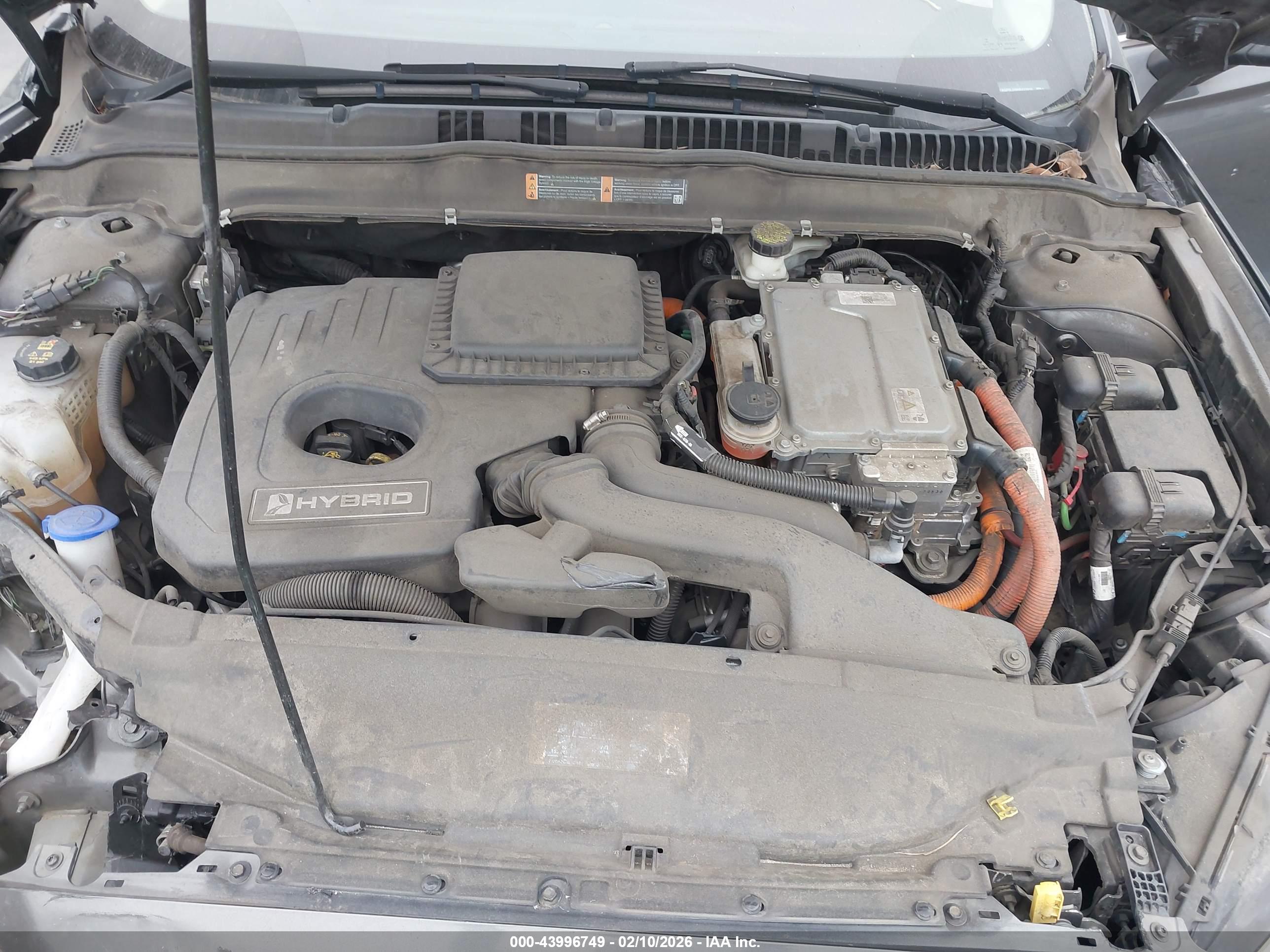 FORD FUSION image 10