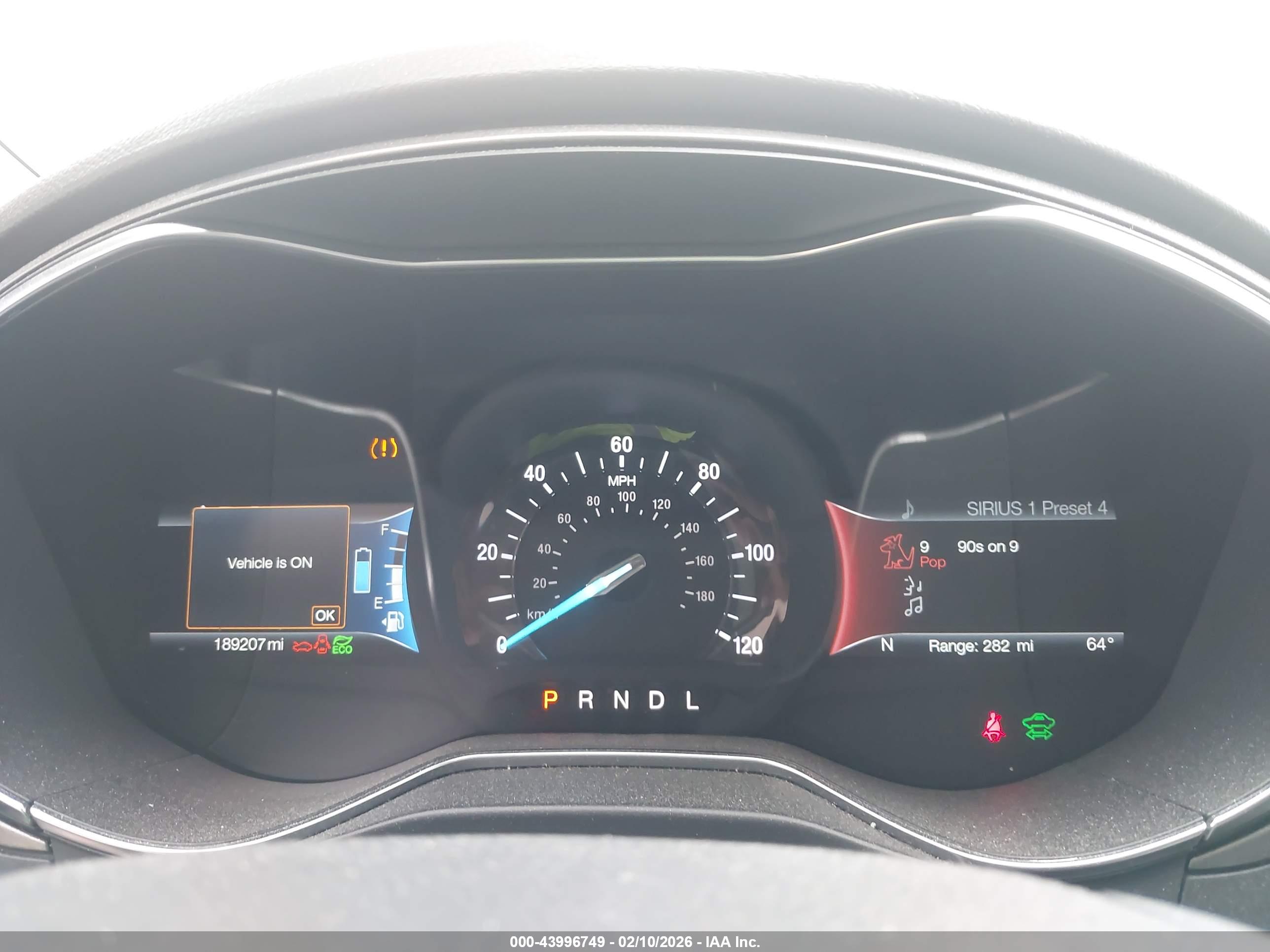 FORD FUSION image 7