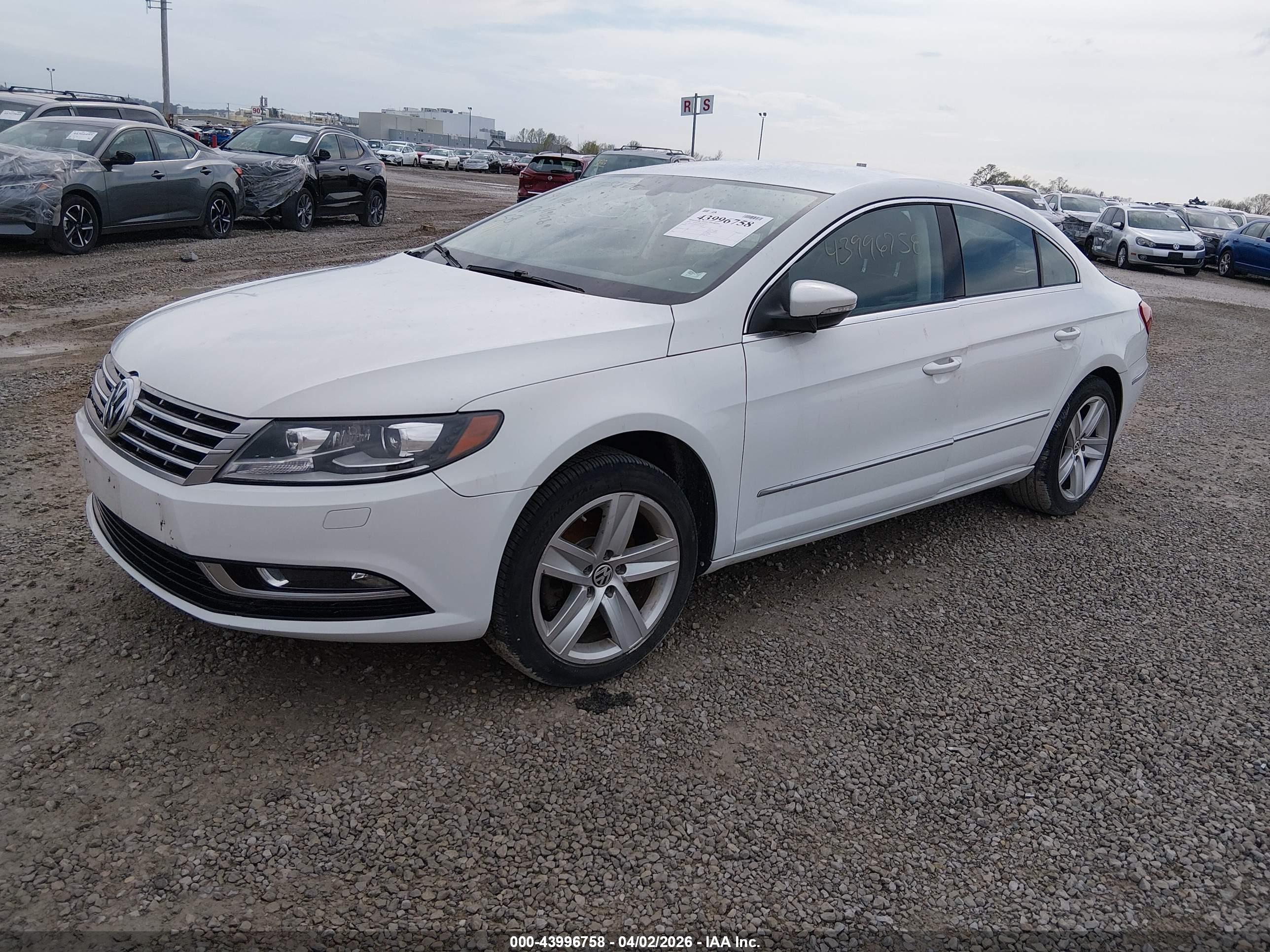 VOLKSWAGEN CC image 2