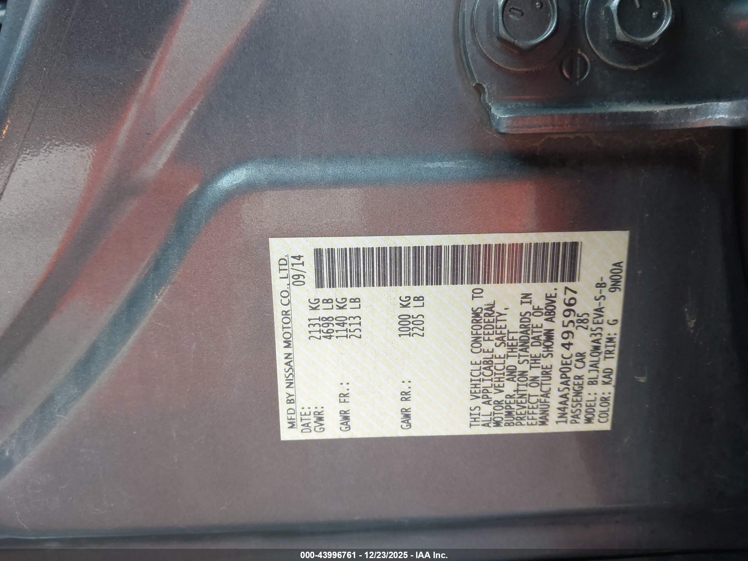 NISSAN MAXIMA image 9