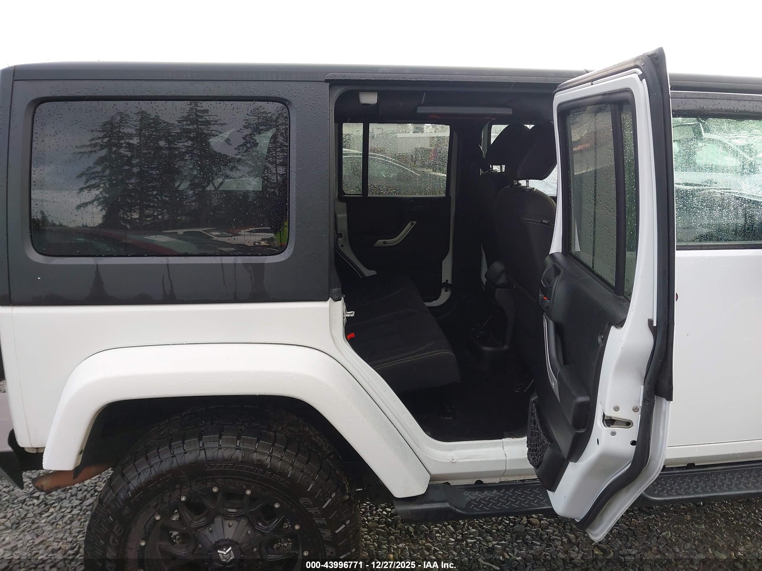 JEEP WRANGLER image 8