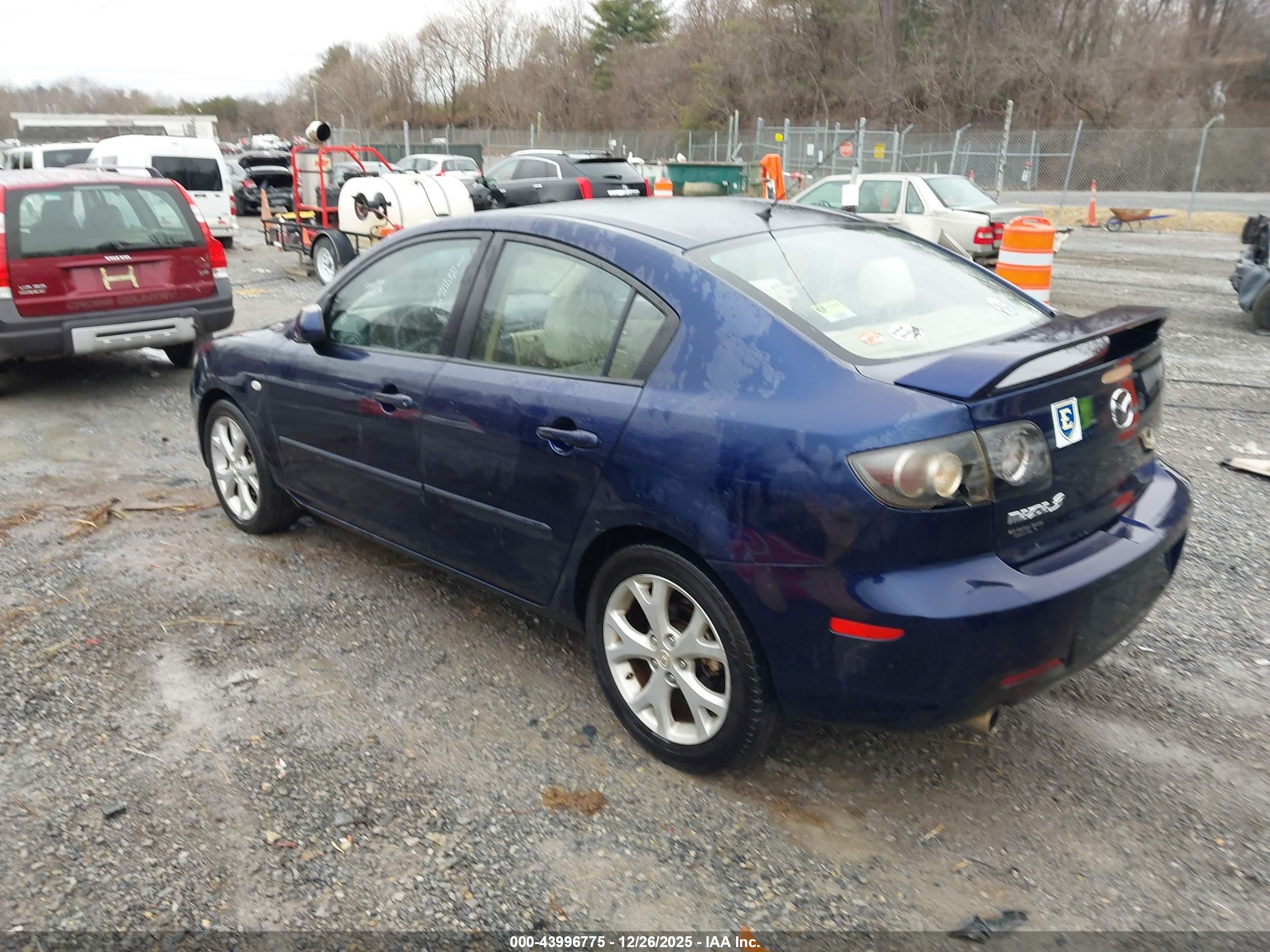 MAZDA MAZDA3 image 3