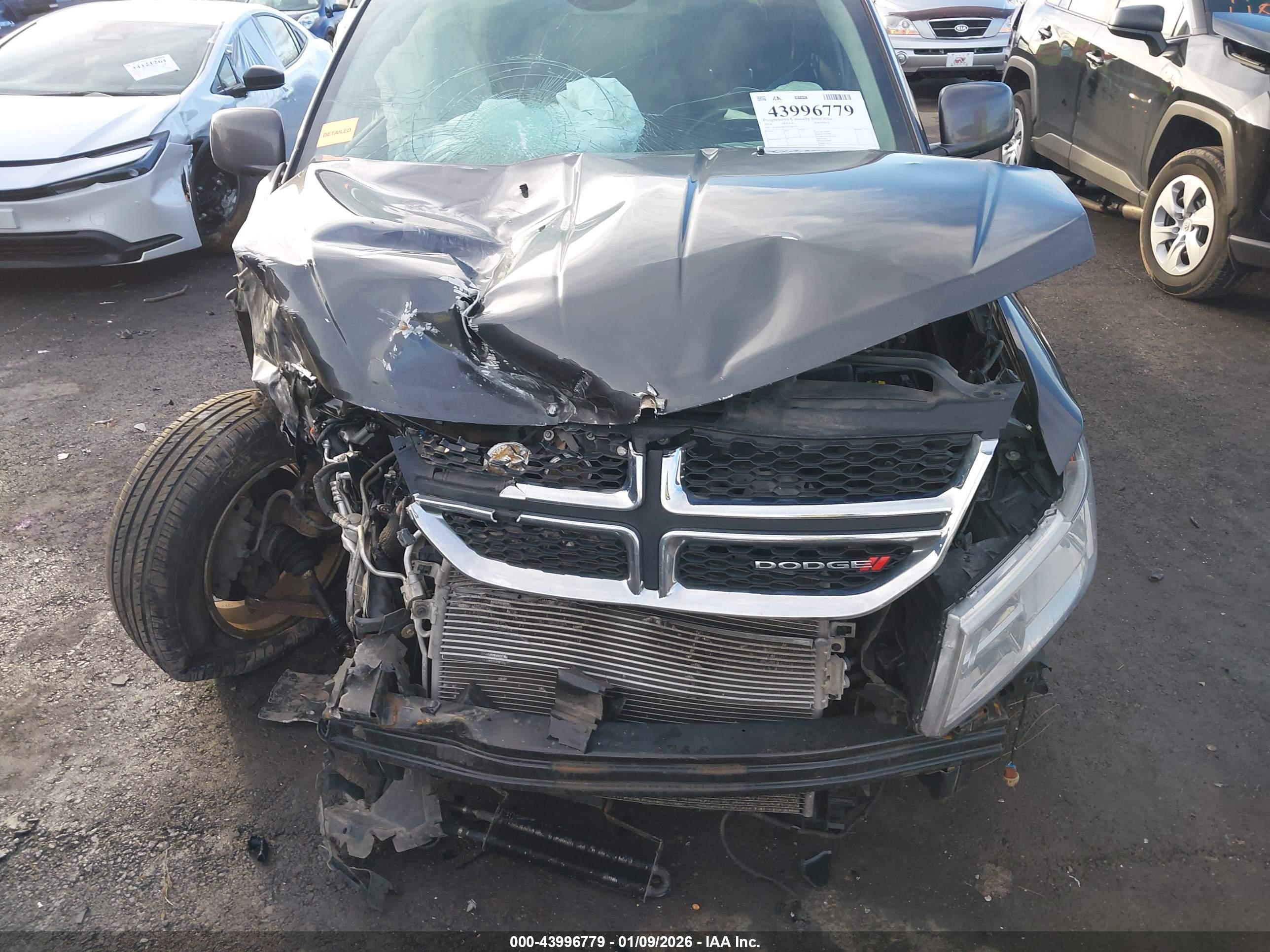 DODGE JOURNEY image 6