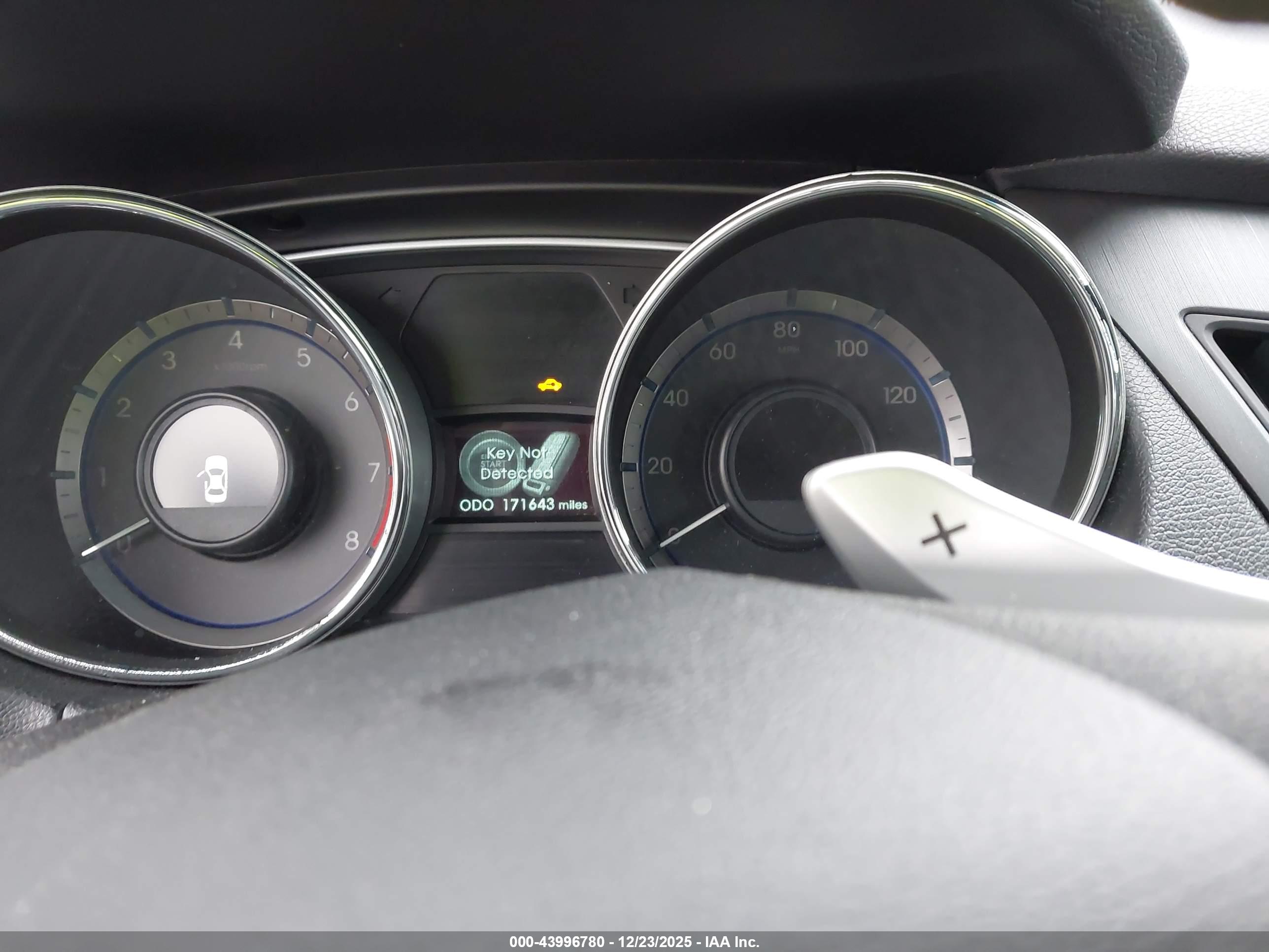HYUNDAI SONATA image 7