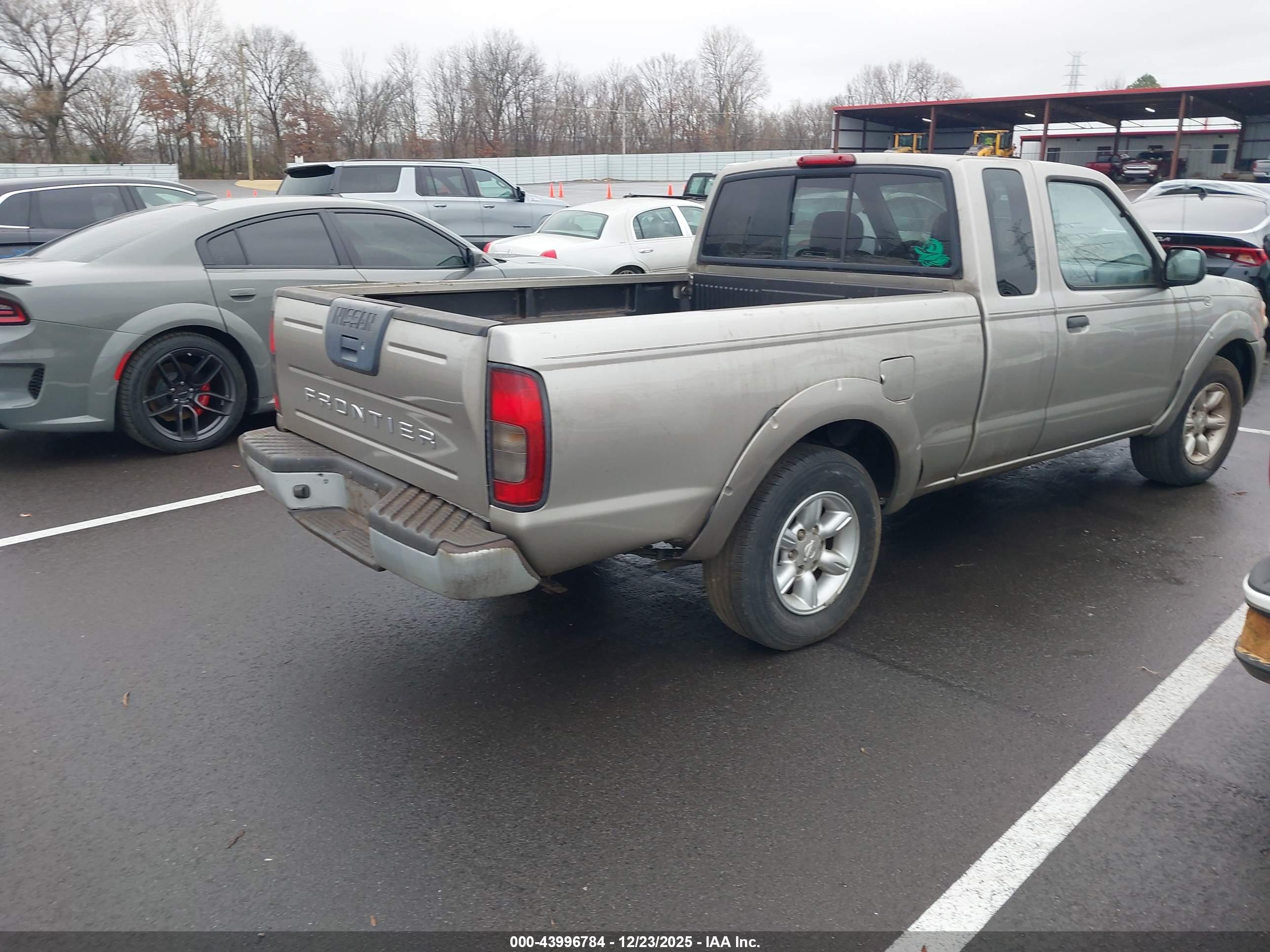NISSAN FRONTIER image 4