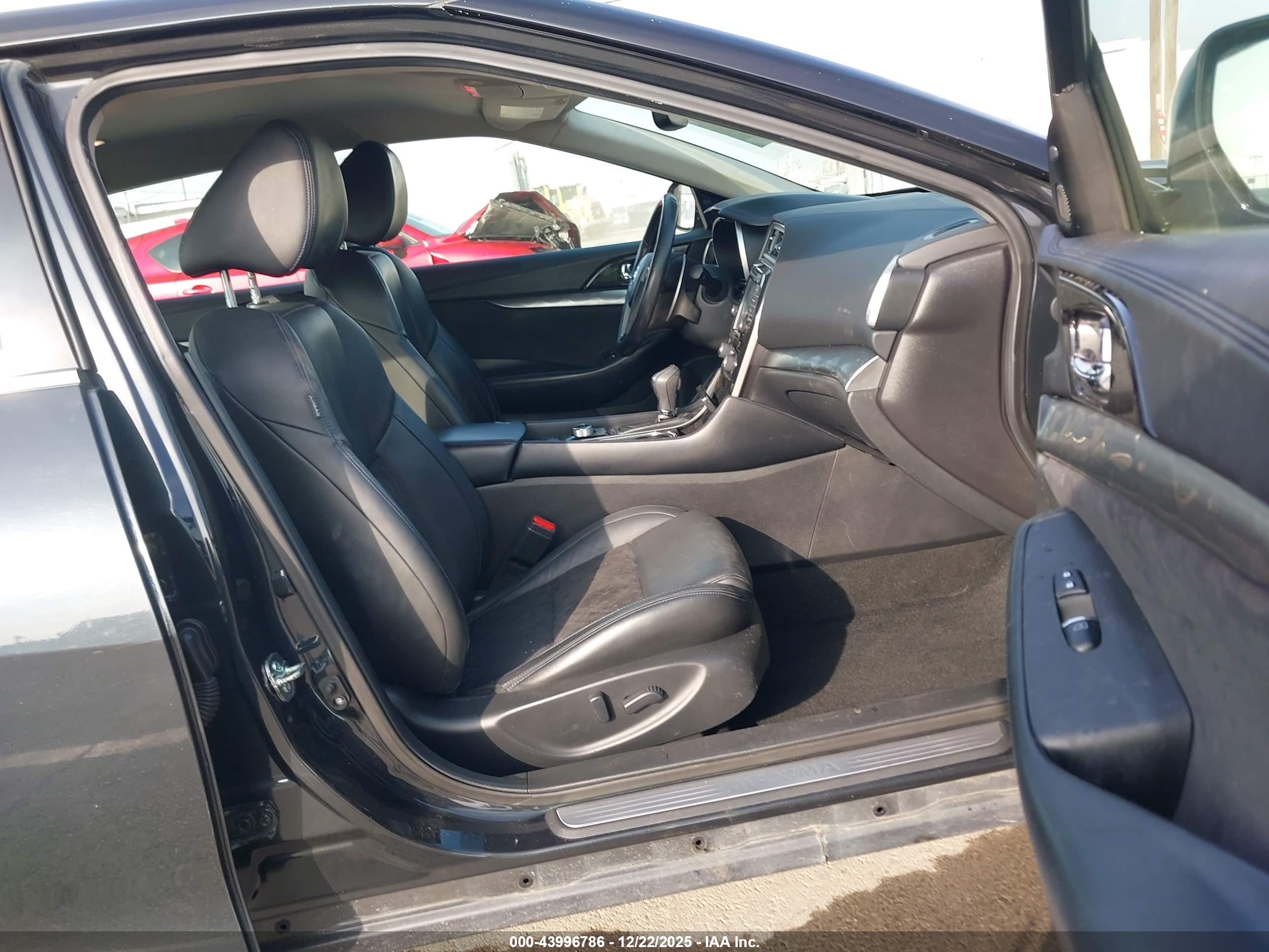 NISSAN MAXIMA image 5