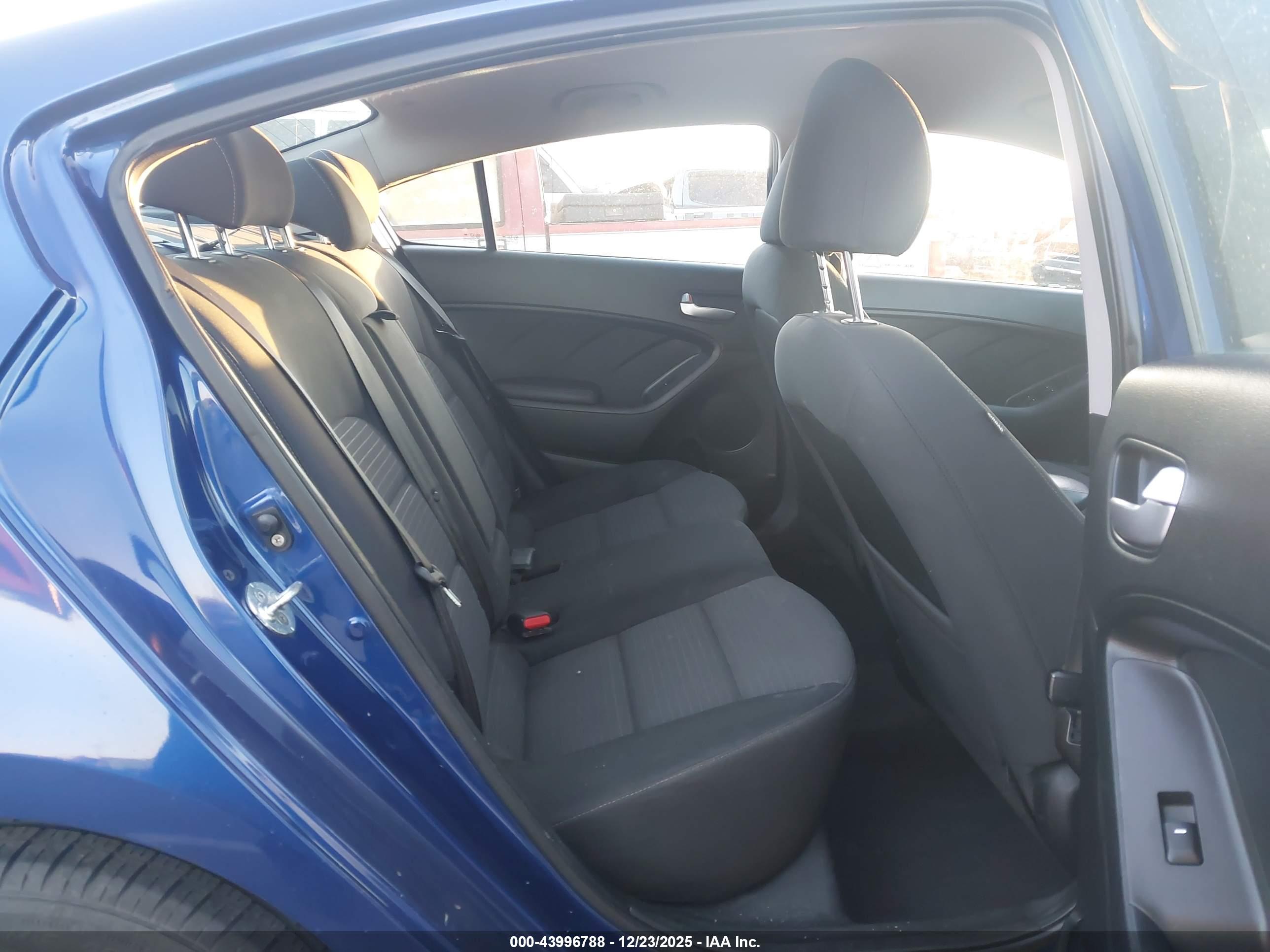 KIA FORTE image 8