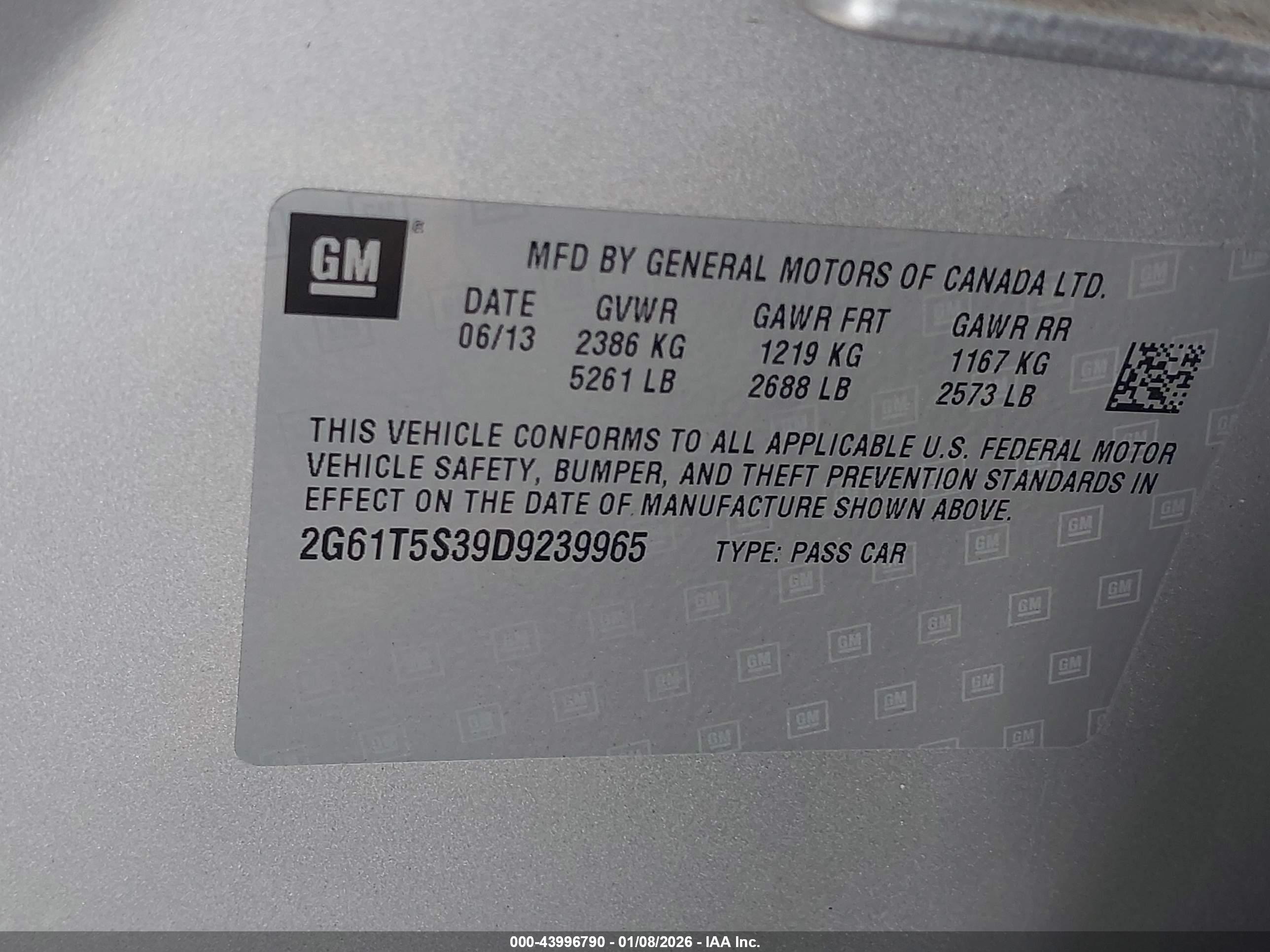 CADILLAC XTS image 9