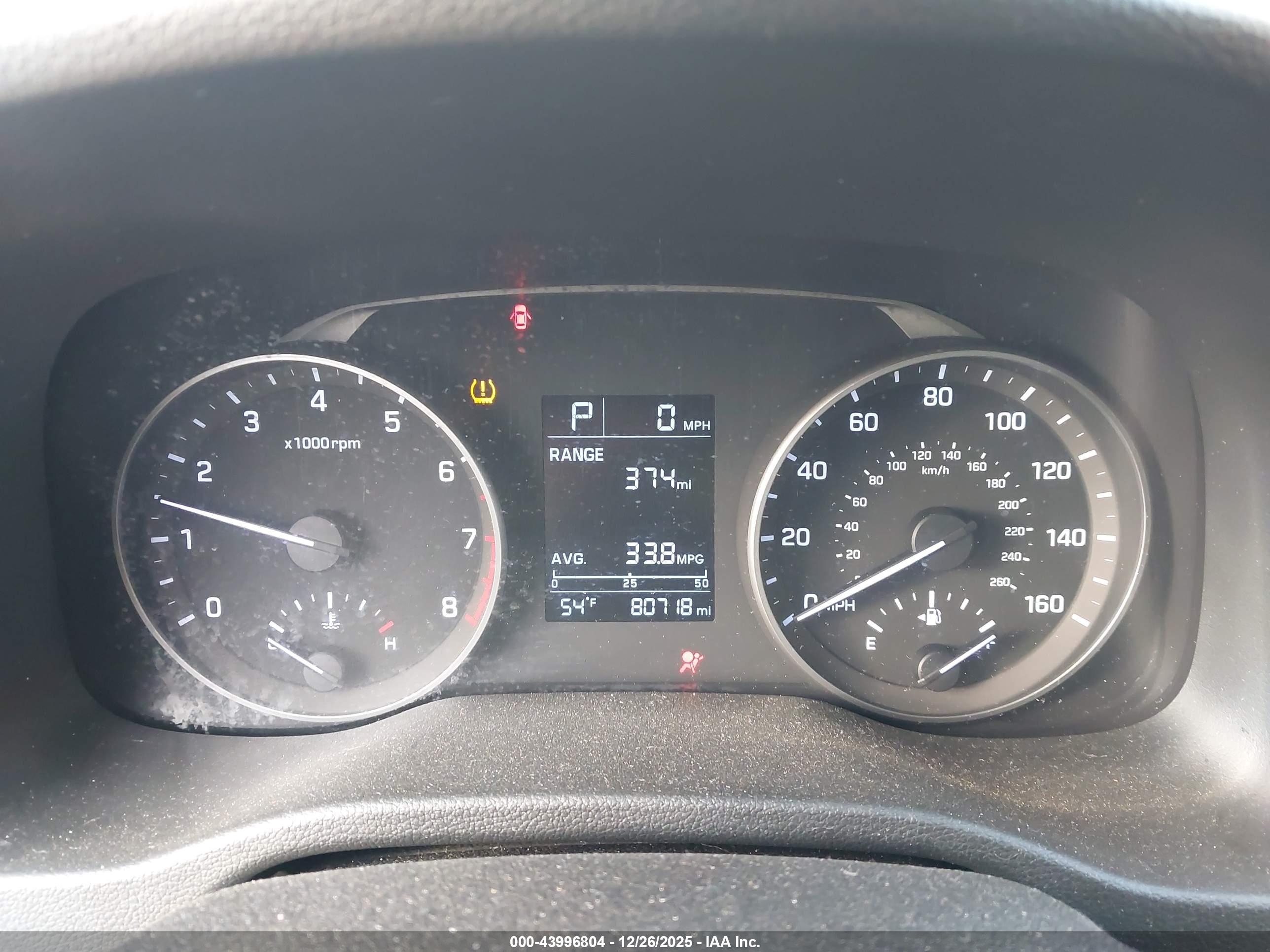 HYUNDAI ELANTRA image 7