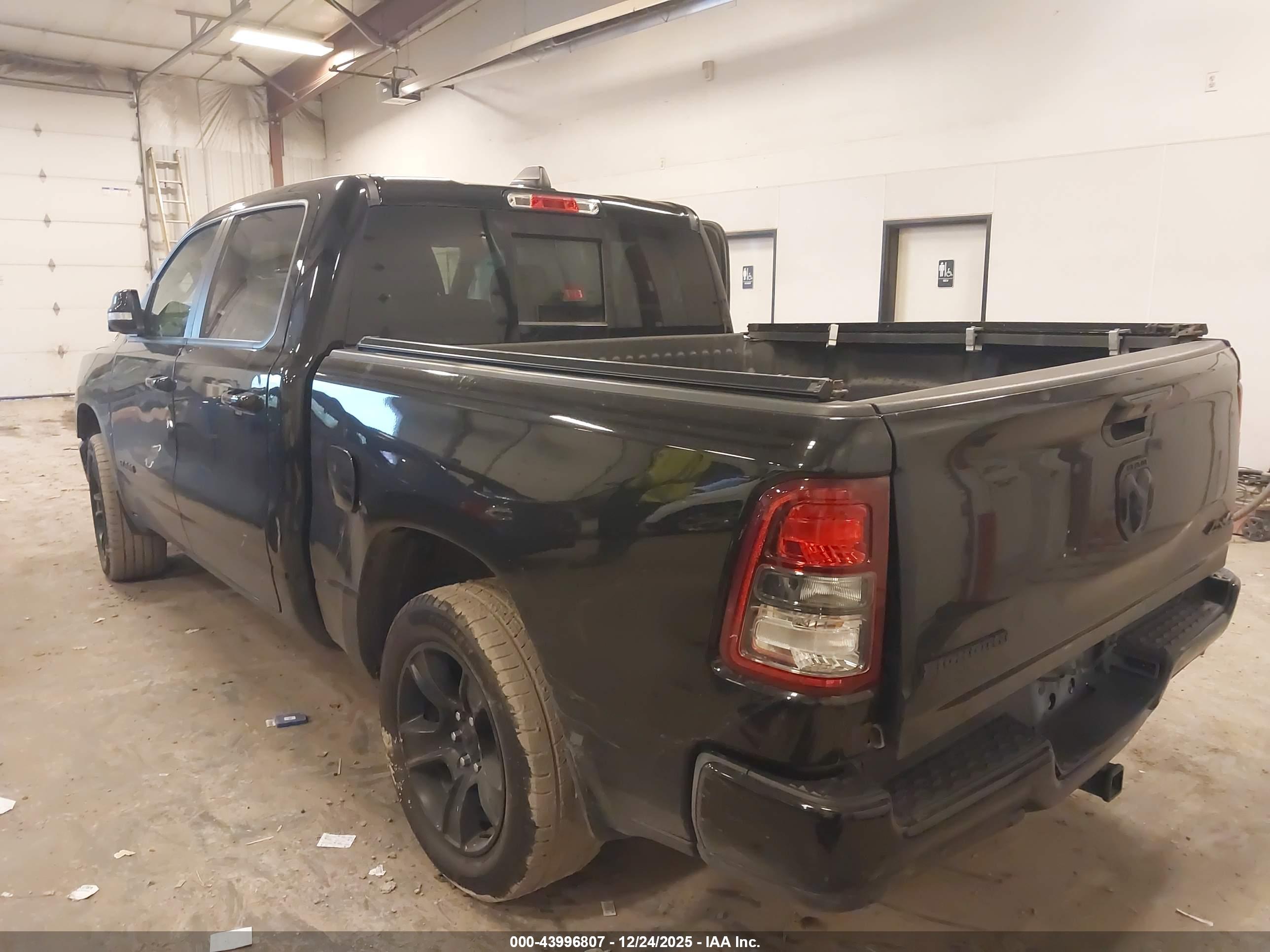 RAM 1500 image 3