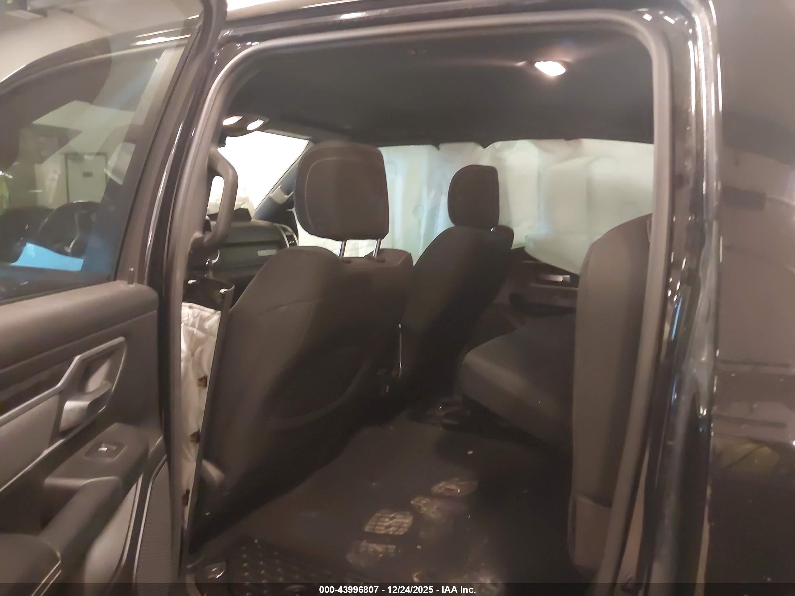 RAM 1500 image 8