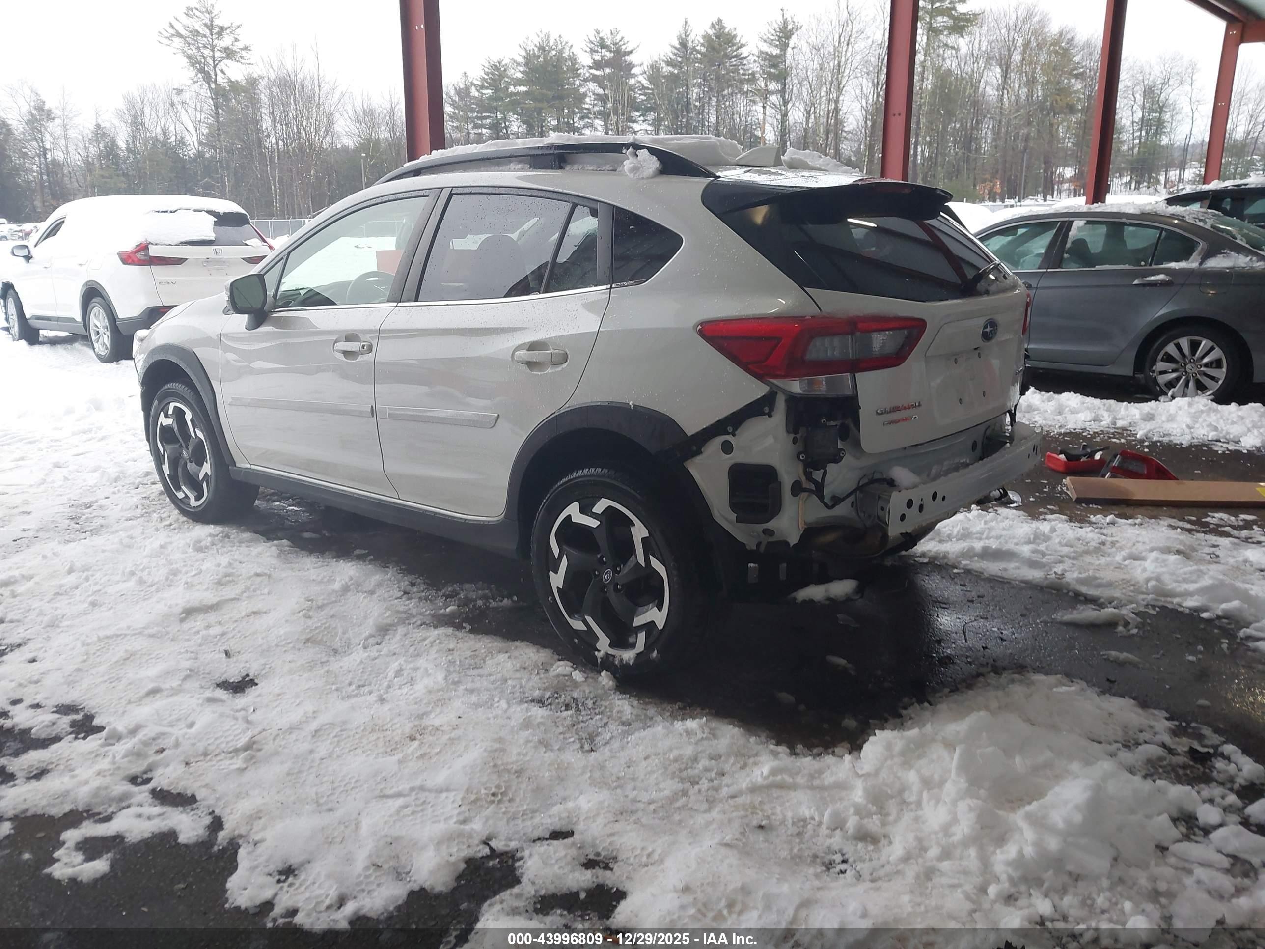 SUBARU CROSSTREK image 3