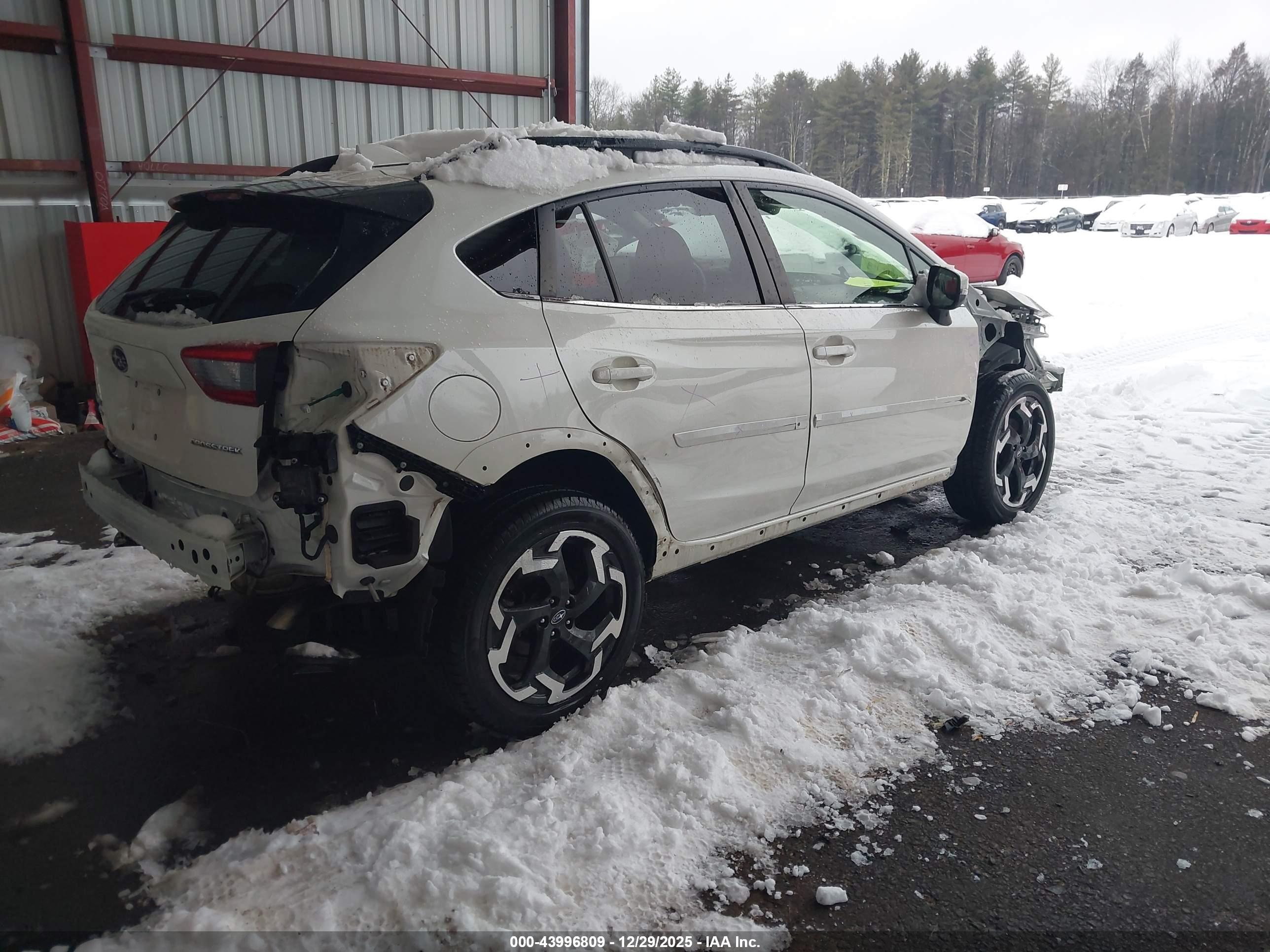 SUBARU CROSSTREK image 4