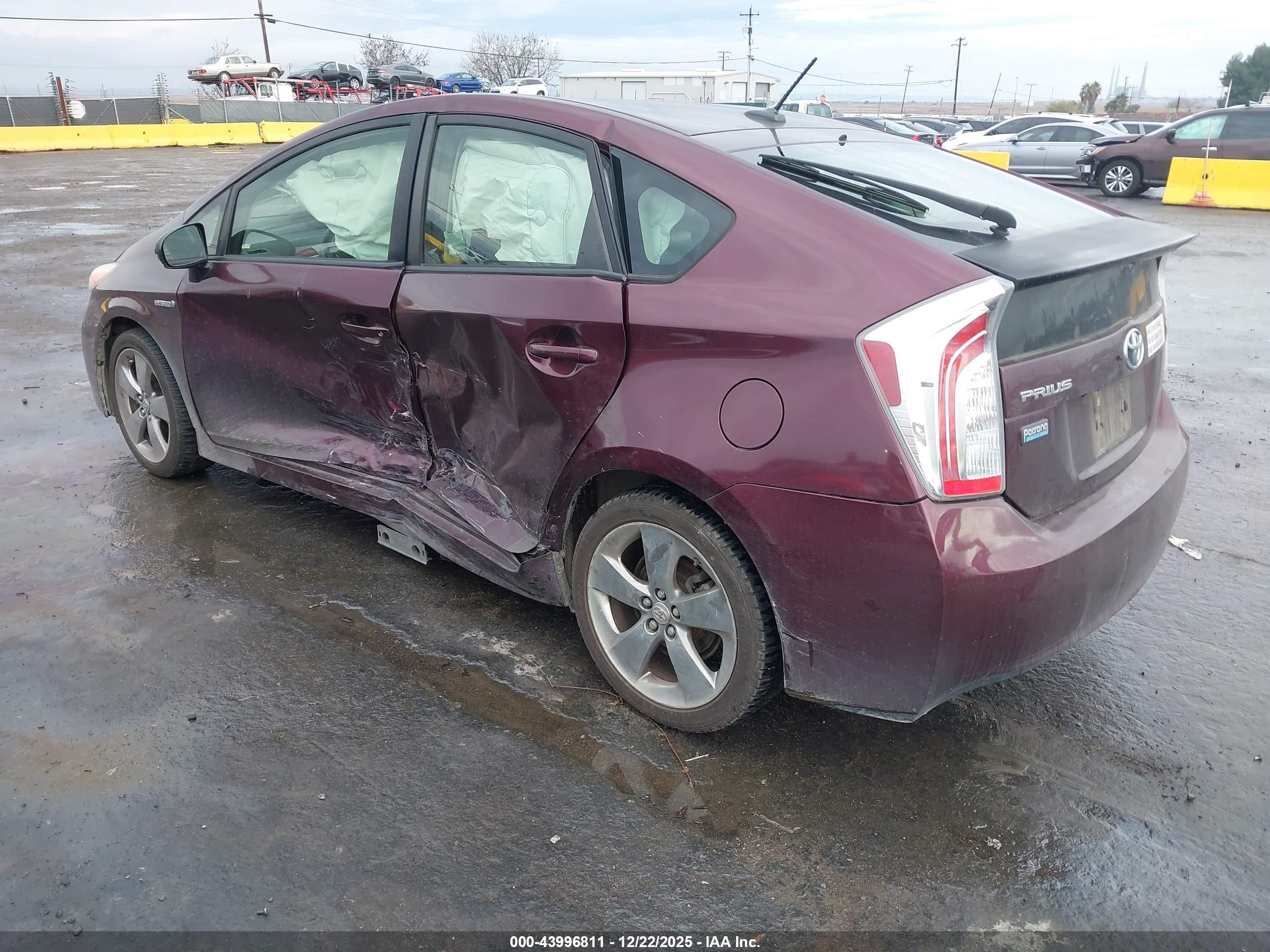 TOYOTA PRIUS image 3