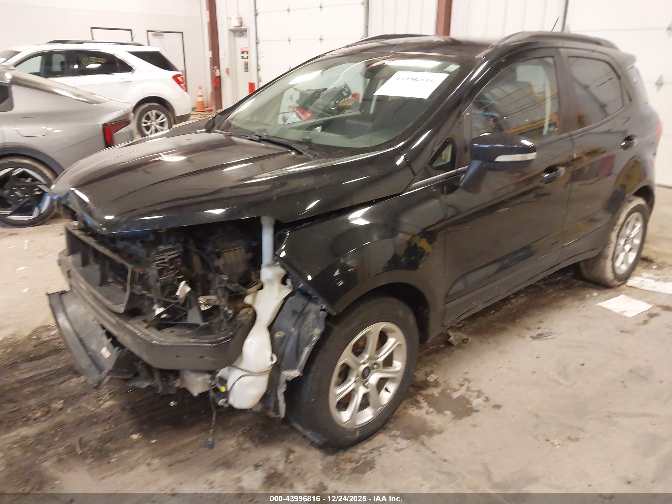 FORD ECOSPORT image 2