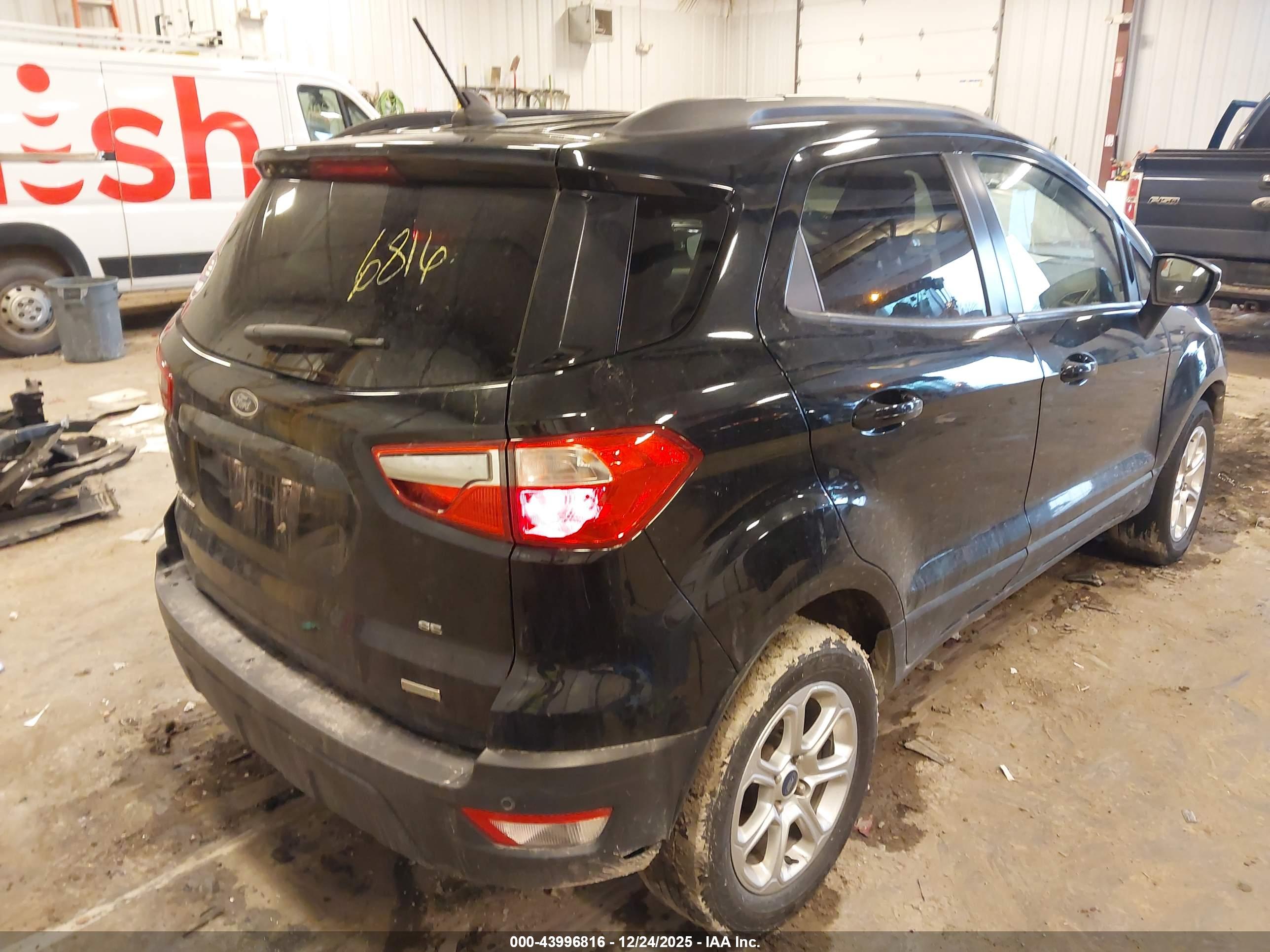 FORD ECOSPORT image 4