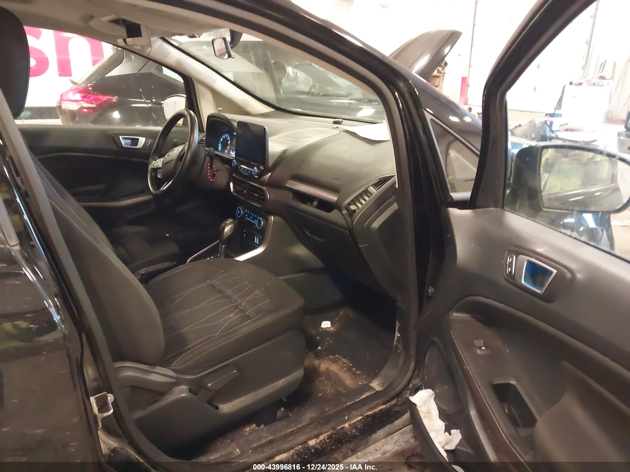 FORD ECOSPORT image 5