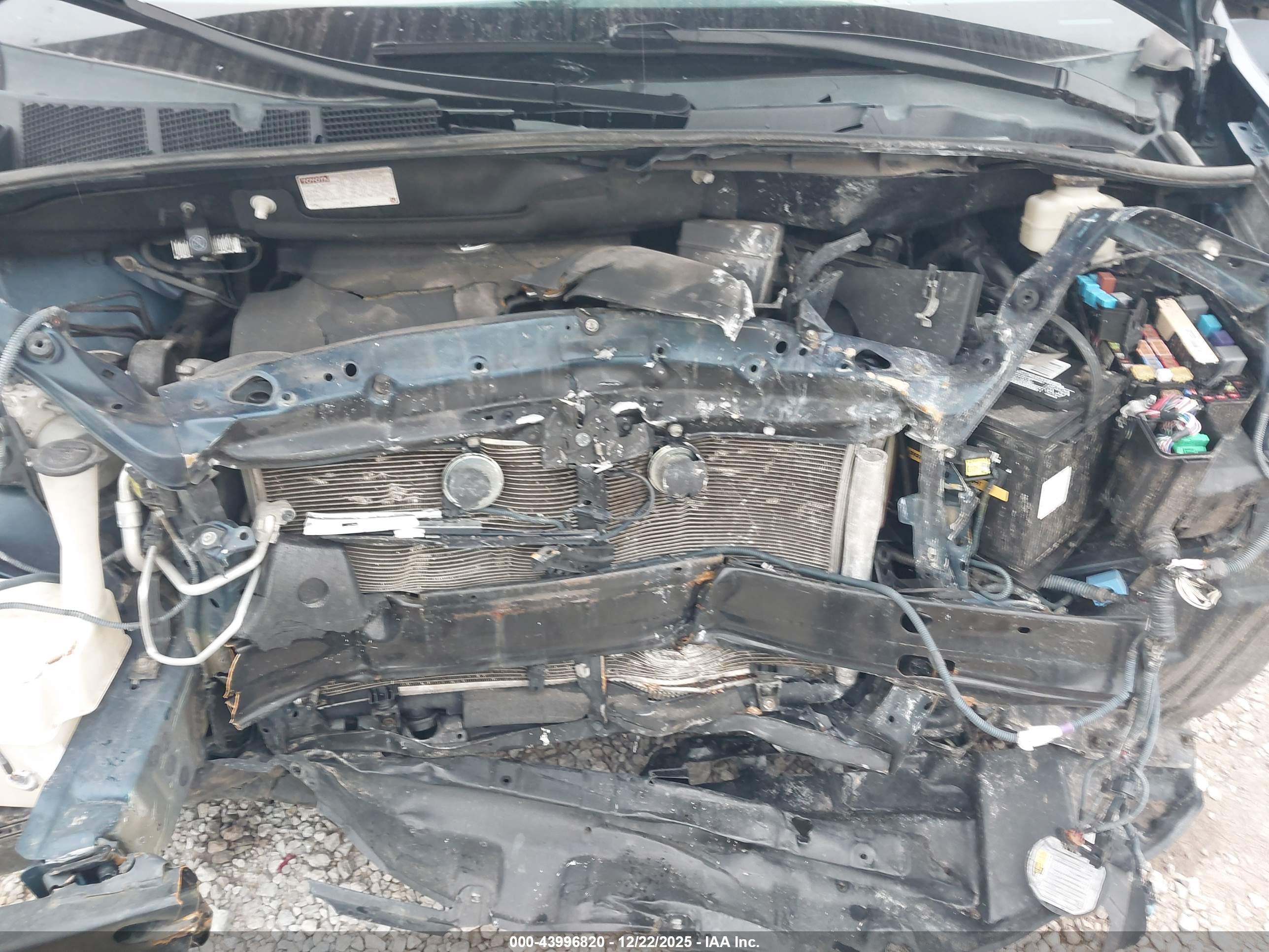 TOYOTA SIENNA image 10