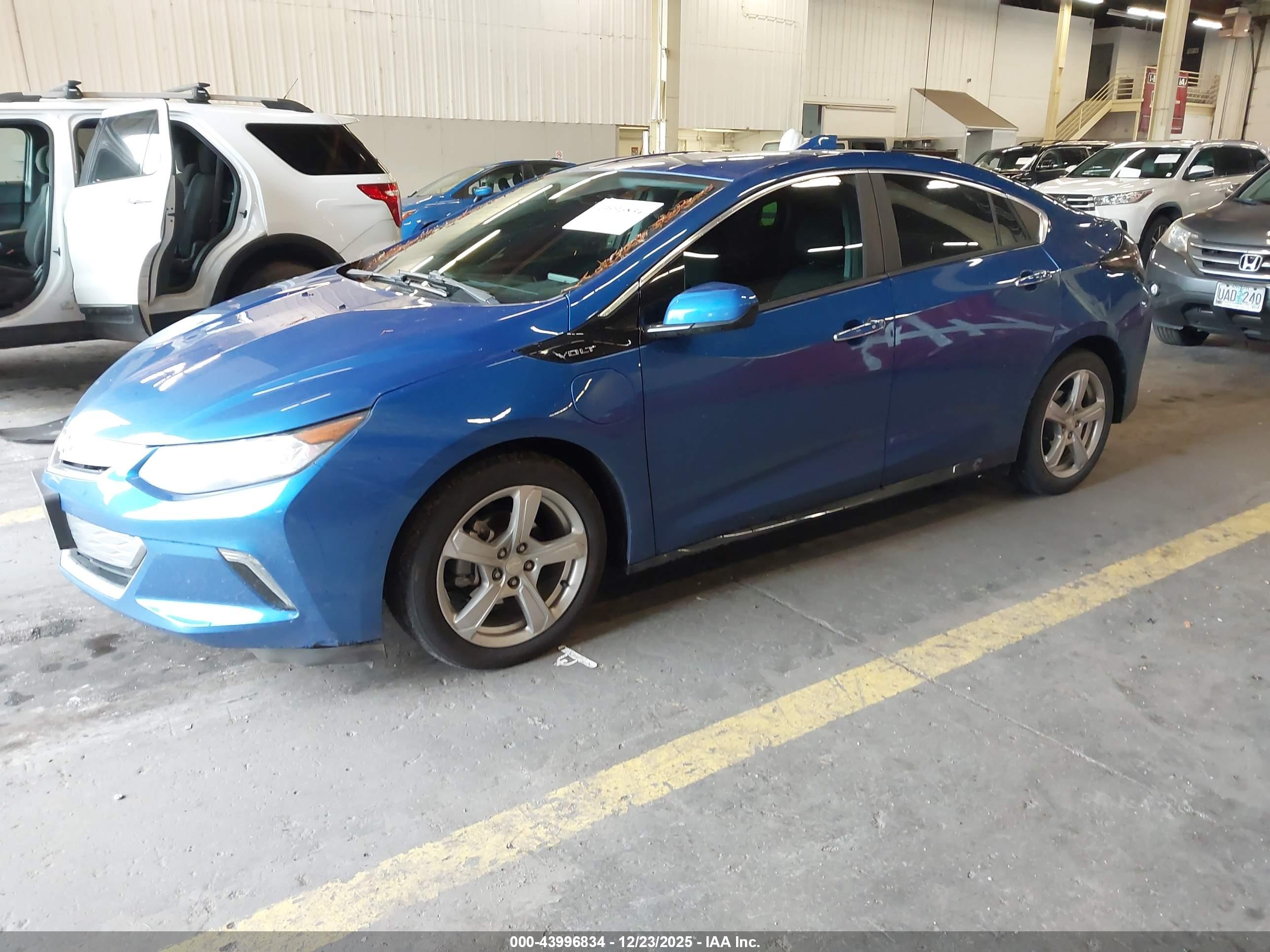 CHEVROLET VOLT image 2