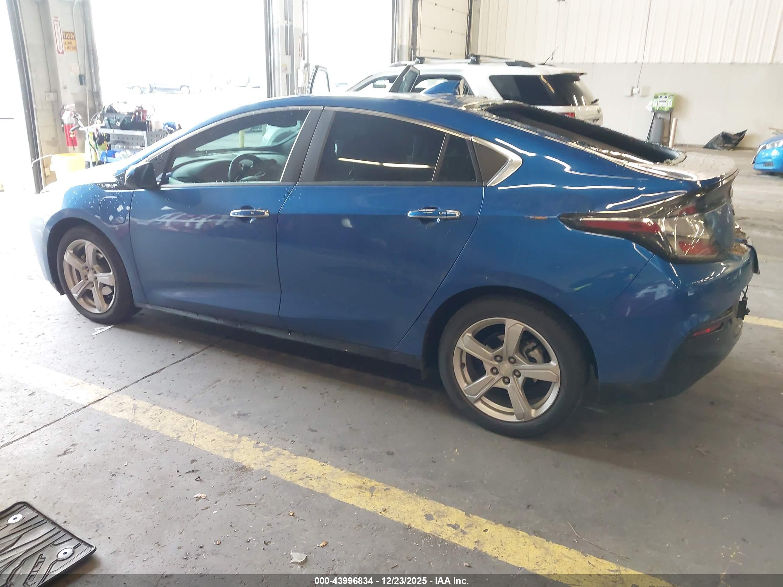 CHEVROLET VOLT image 3