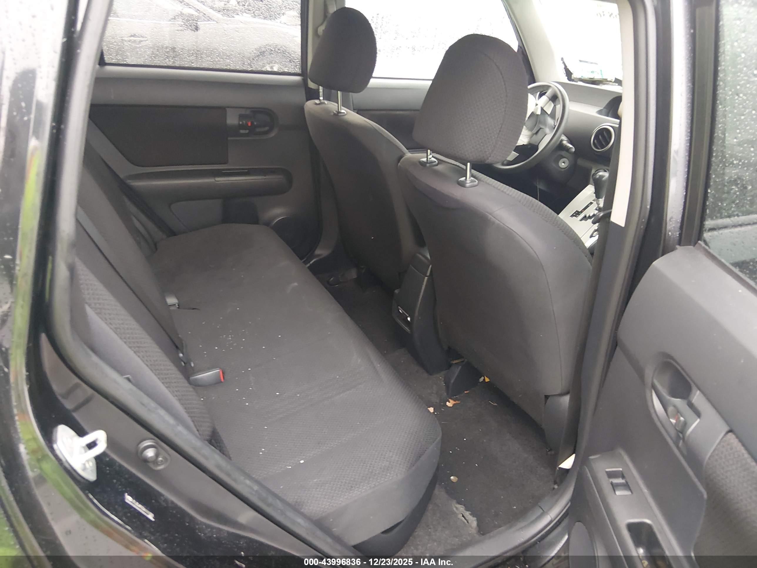 SCION XB image 8