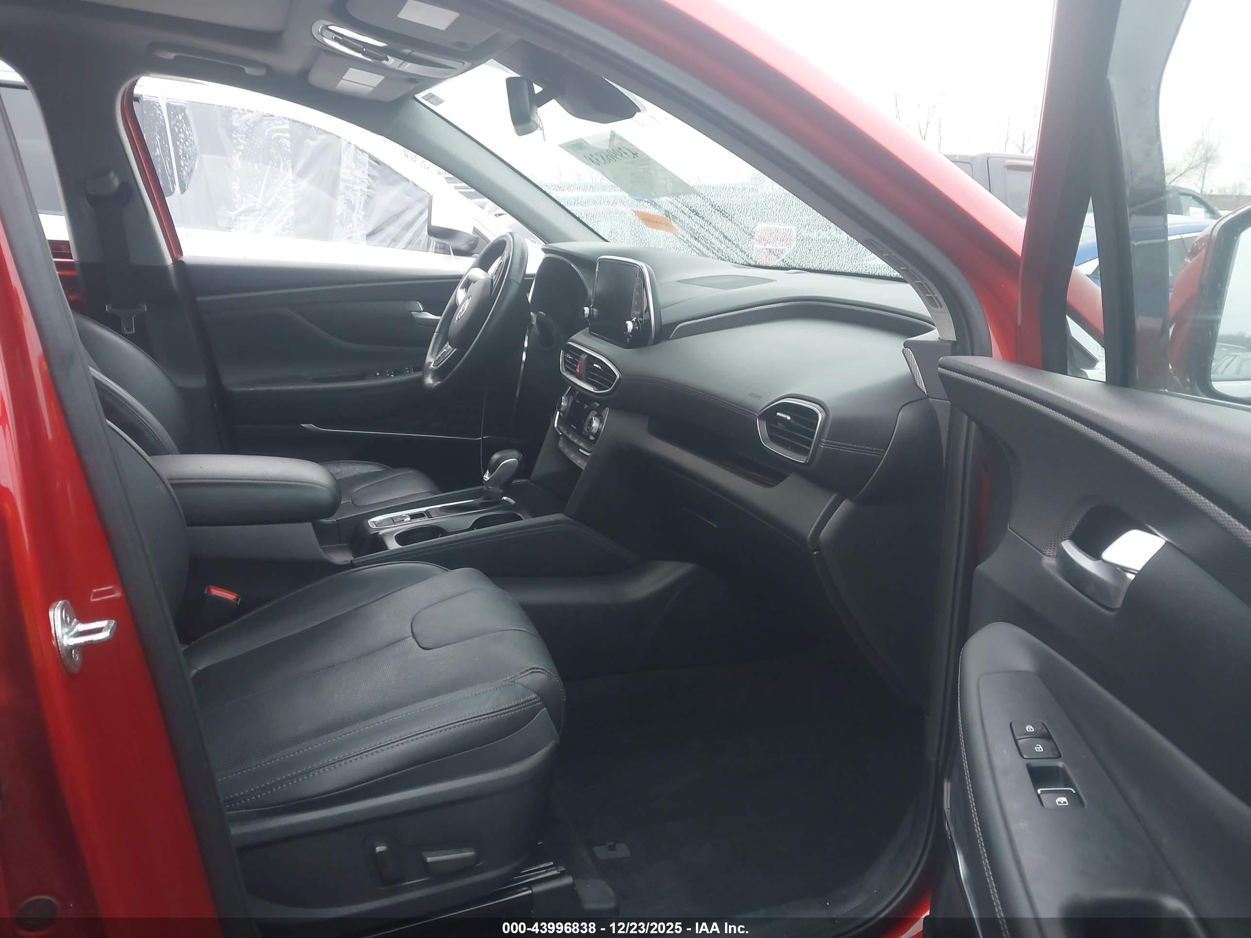 HYUNDAI SANTA image 5