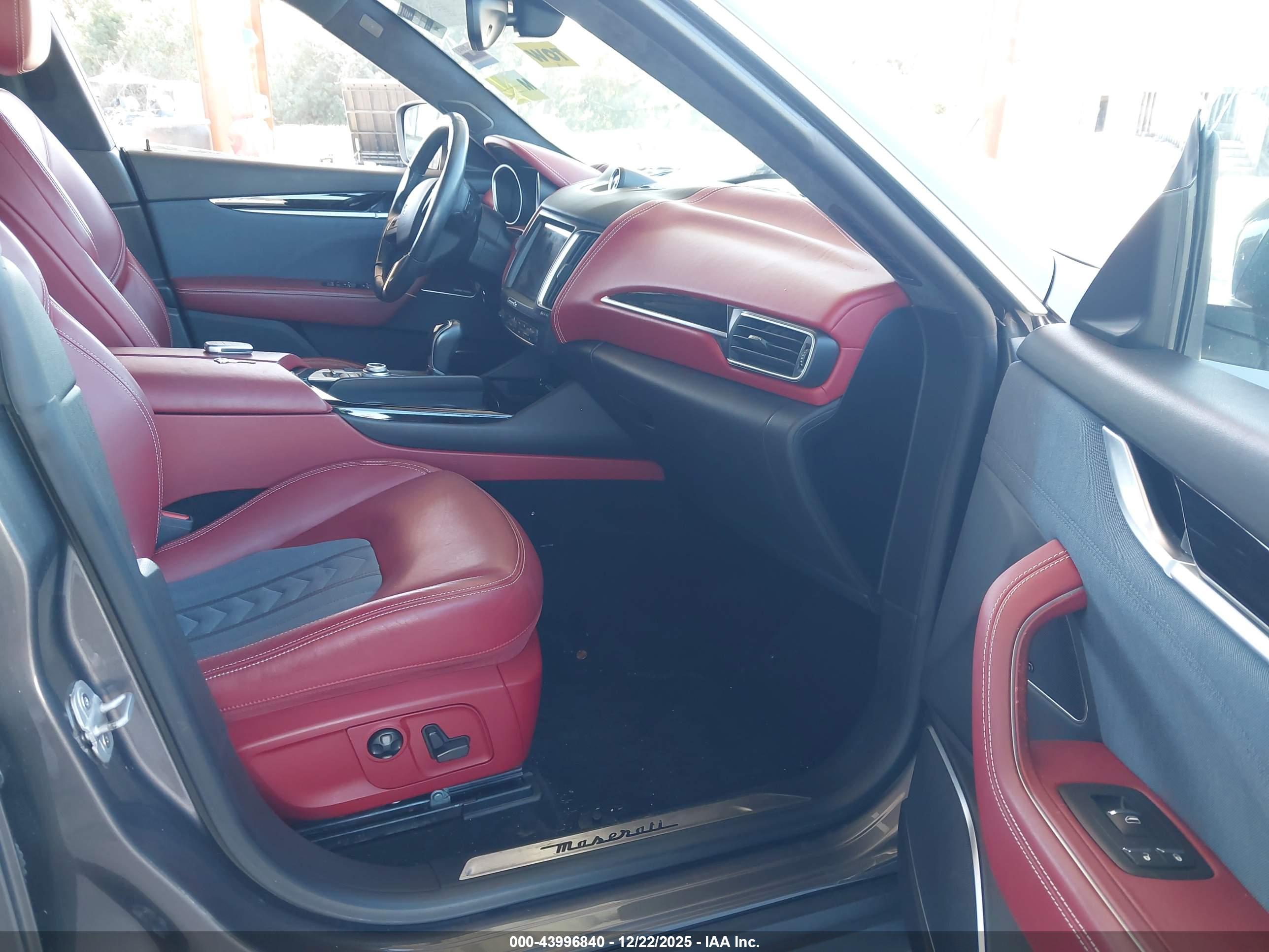 MASERATI LEVANTE image 5