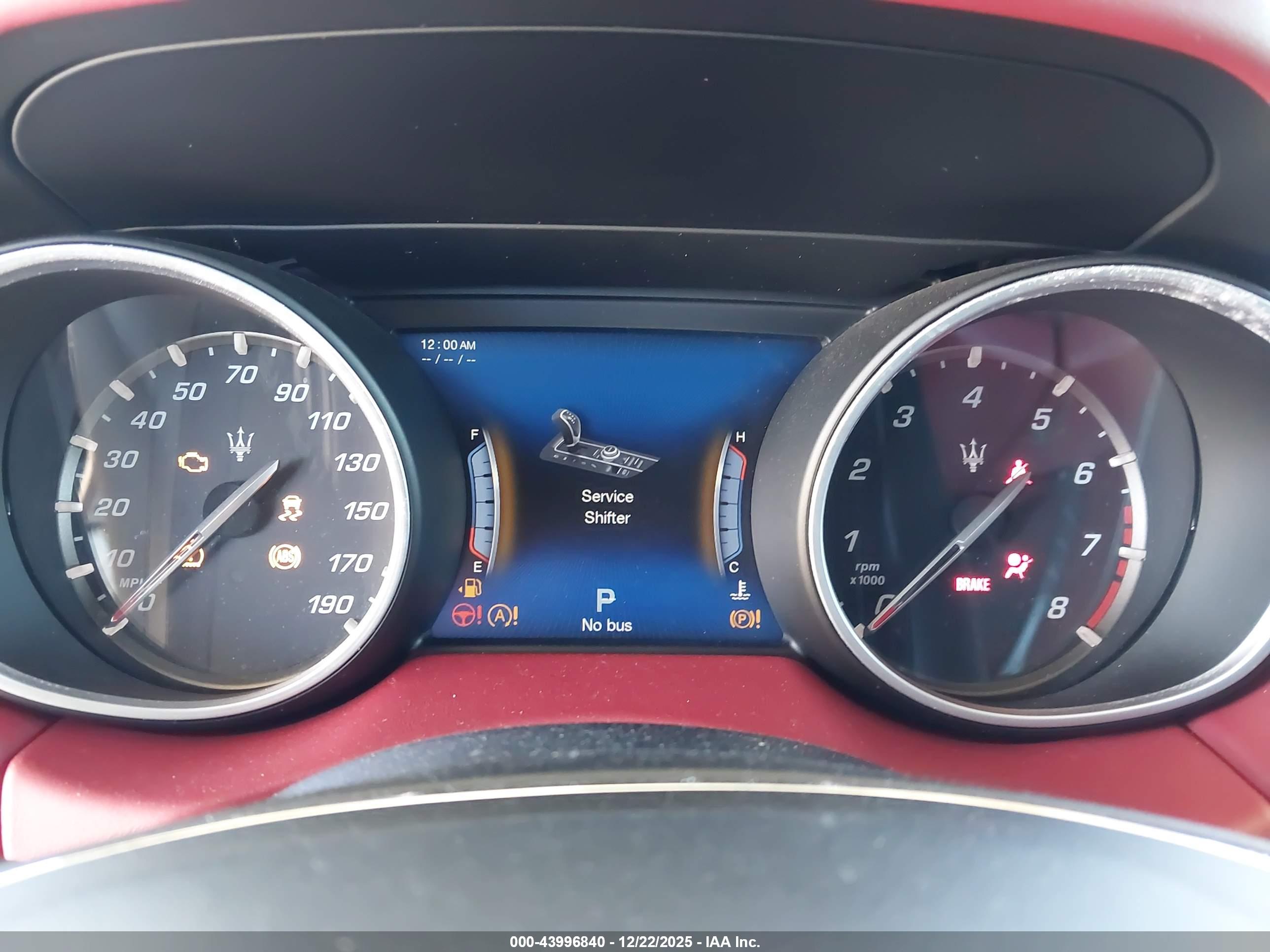 MASERATI LEVANTE image 7