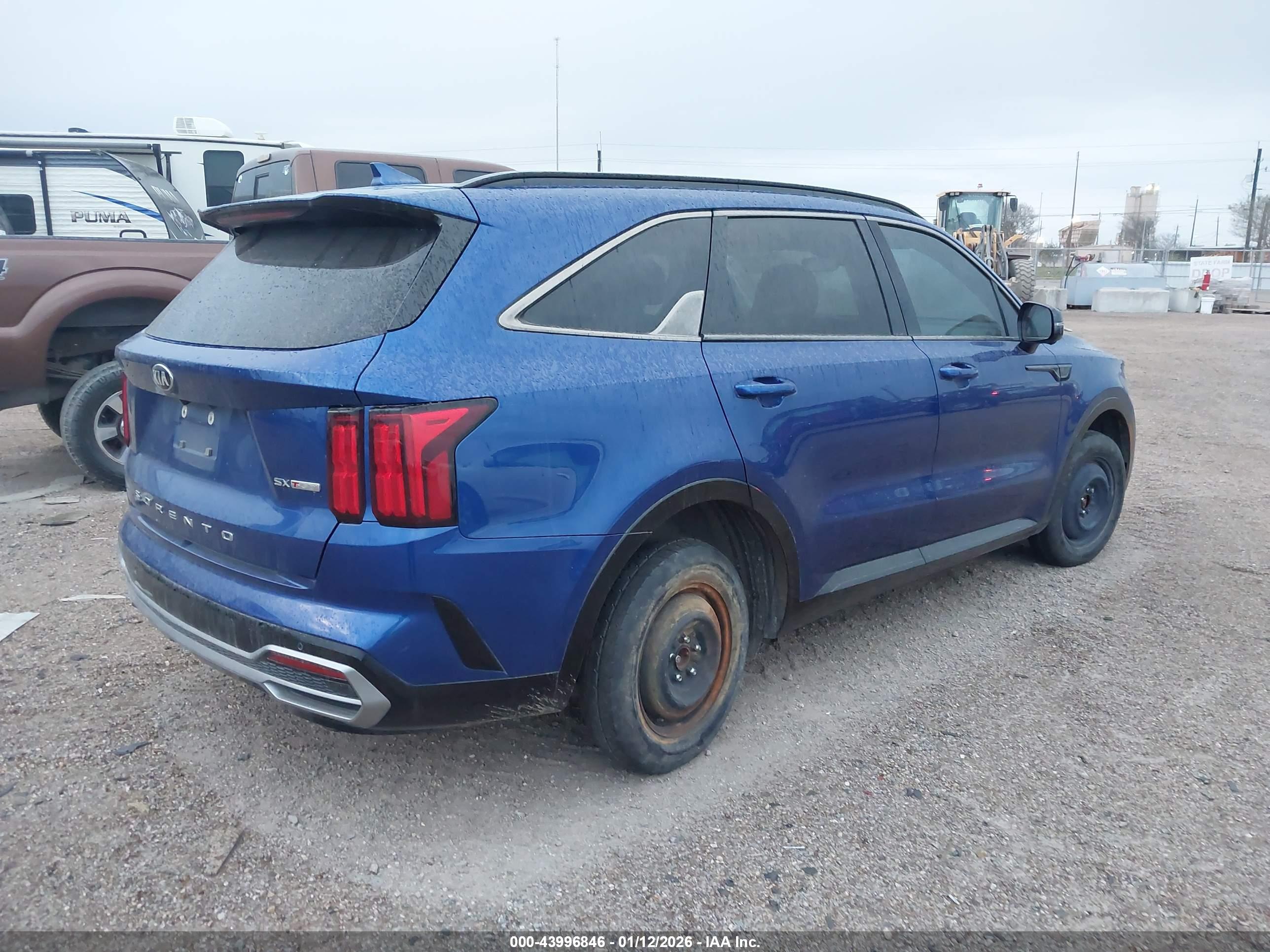 KIA SORENTO image 4