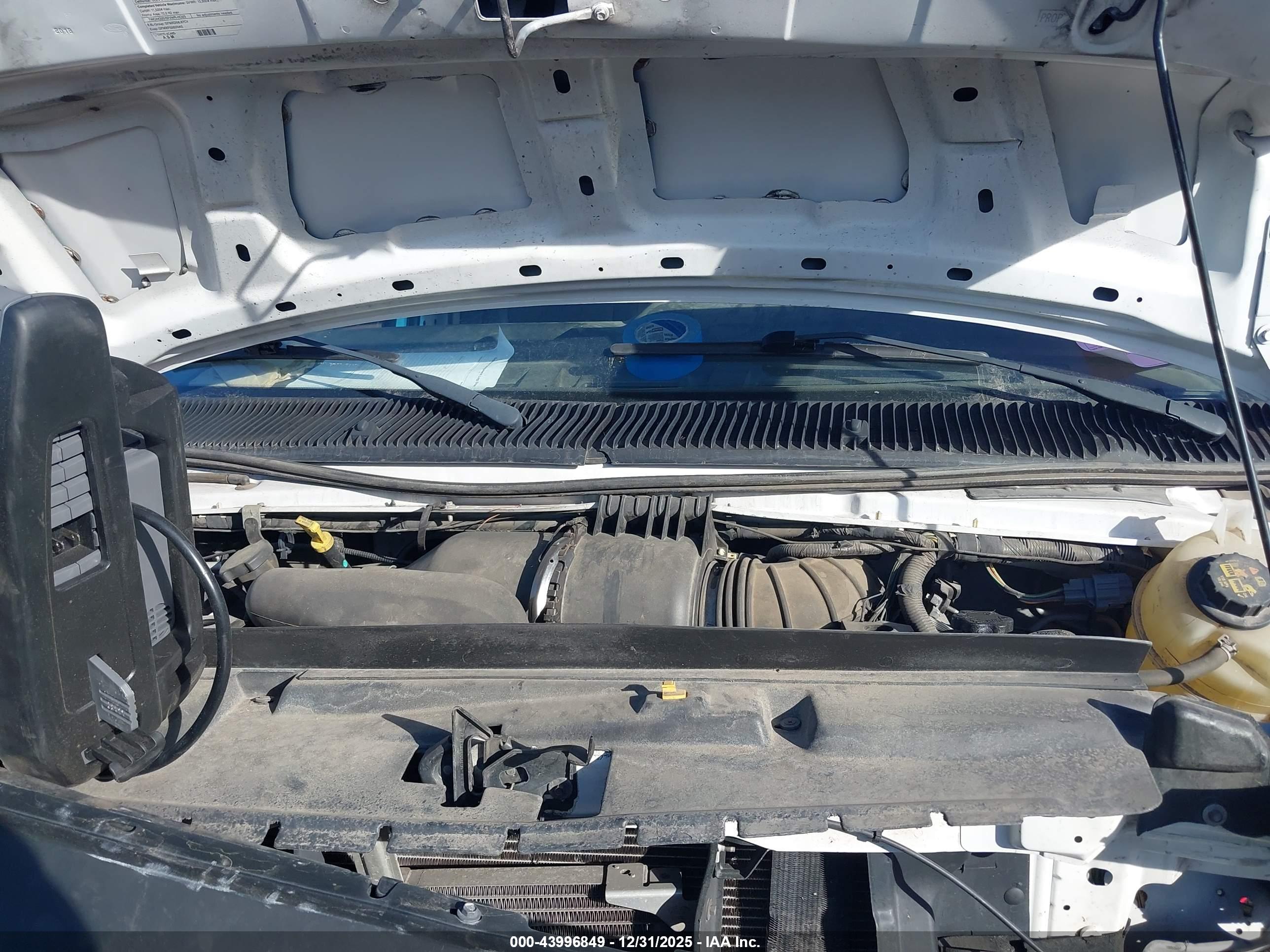 FORD E-350 image 10