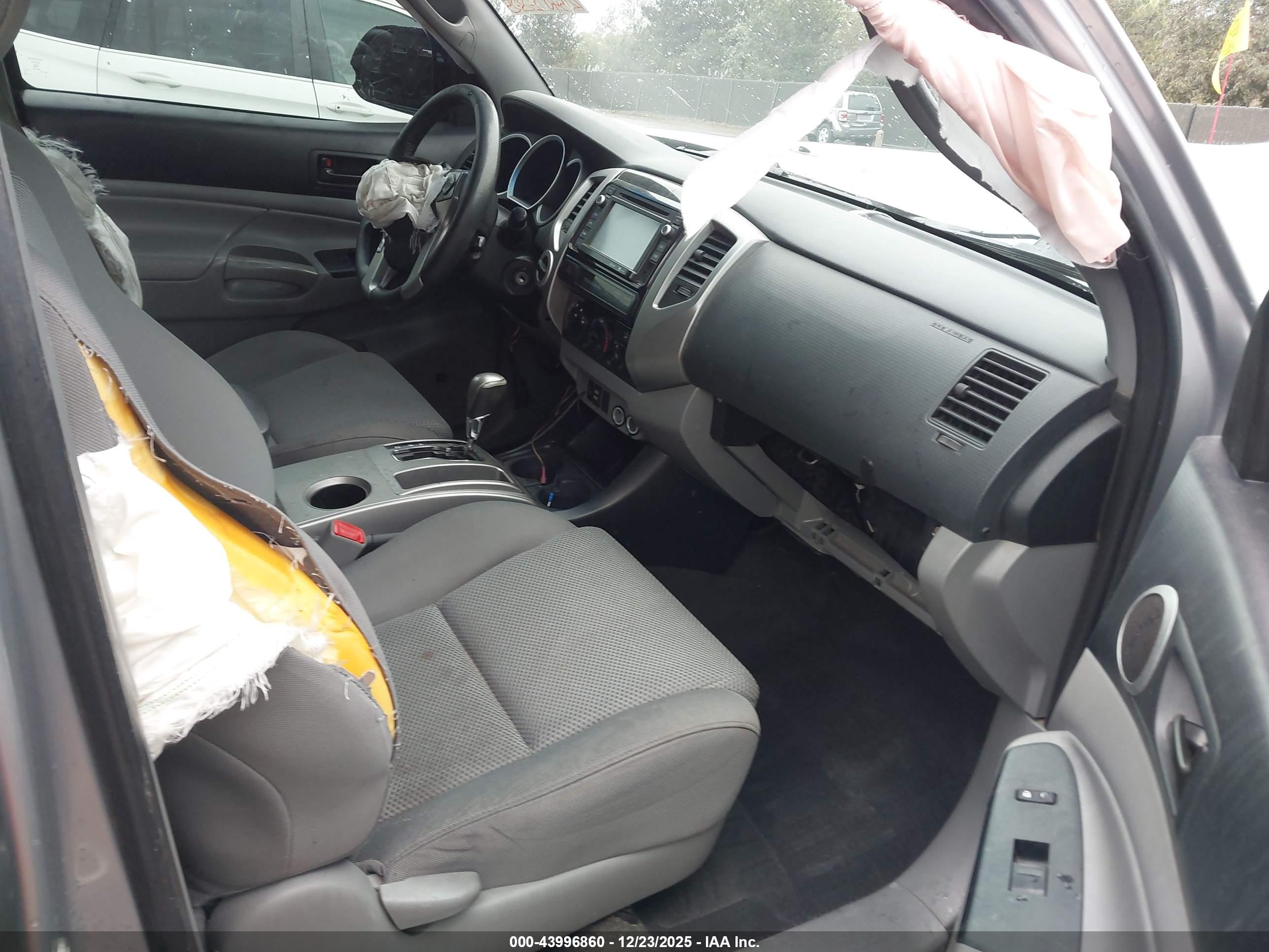 TOYOTA TACOMA image 5