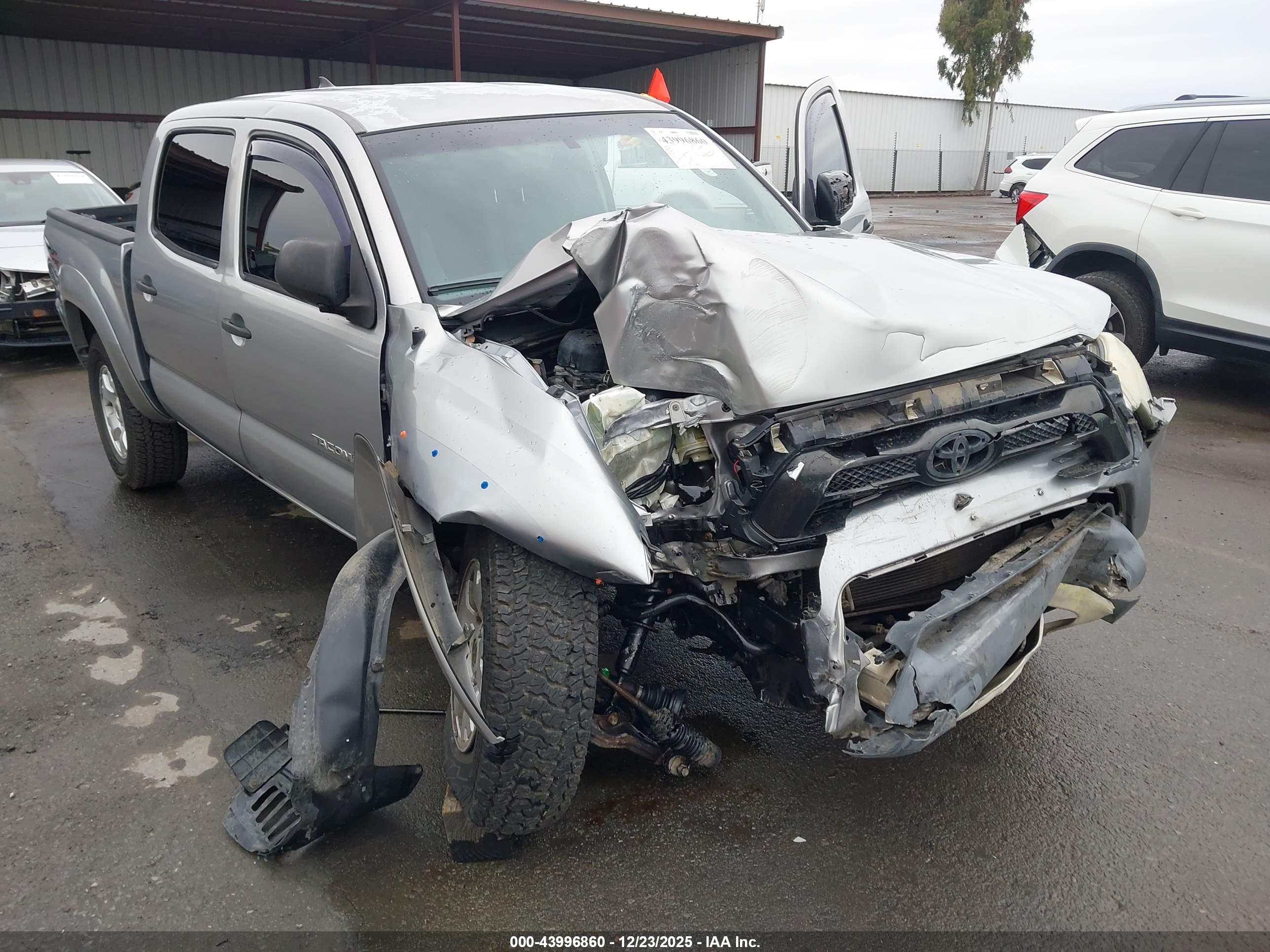 TOYOTA TACOMA image 6