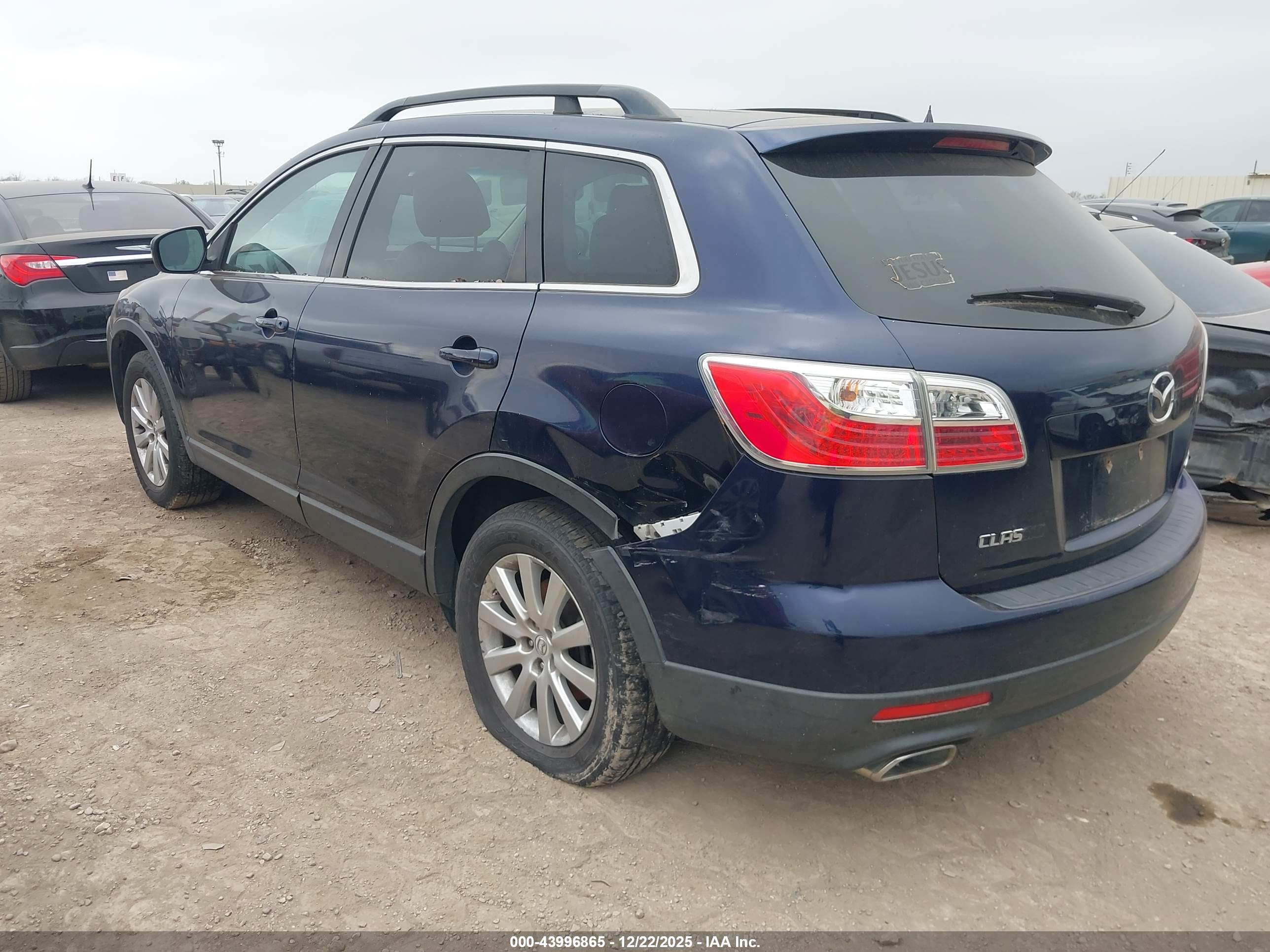 MAZDA CX-9 image 3