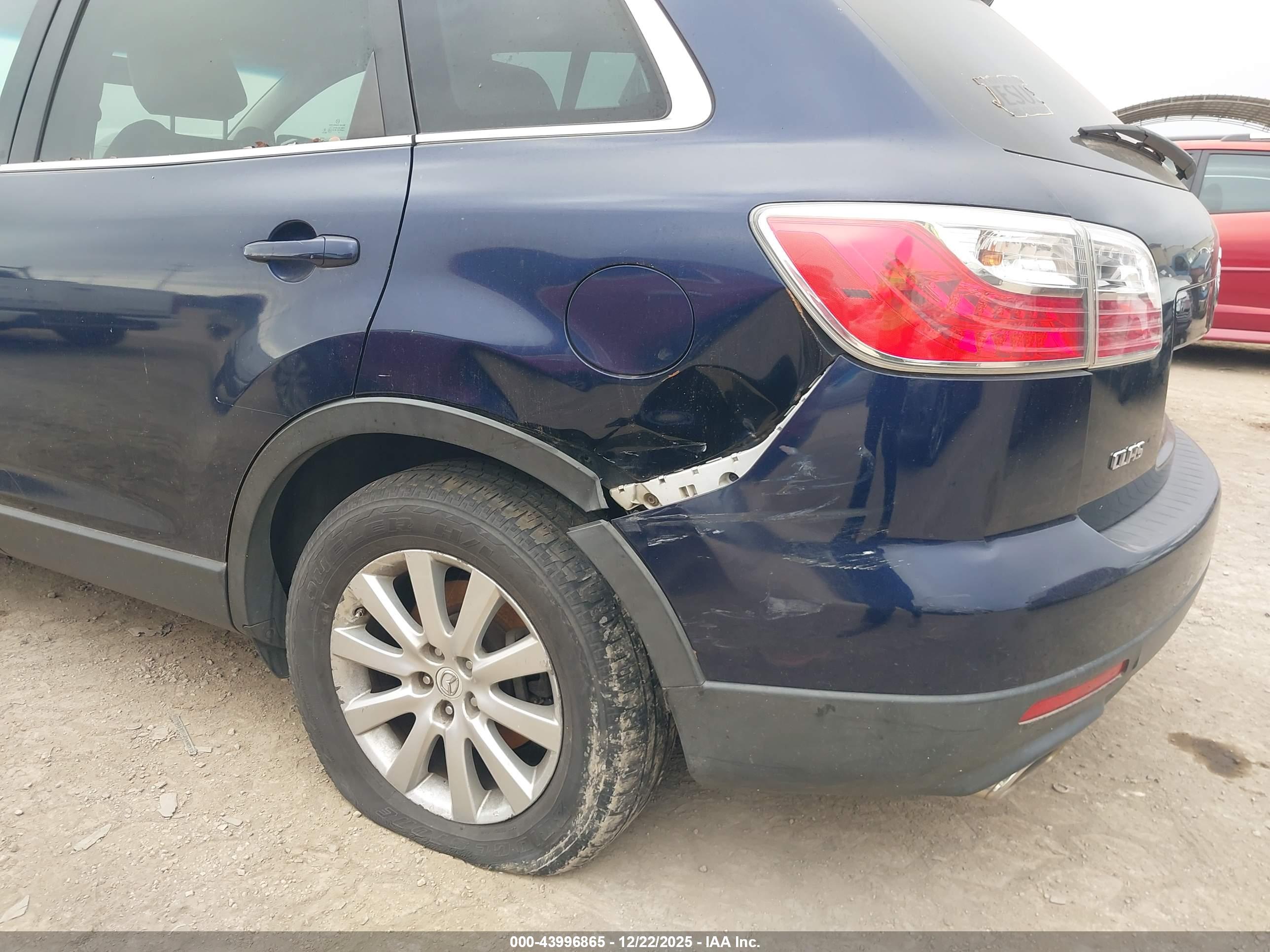 MAZDA CX-9 image 6
