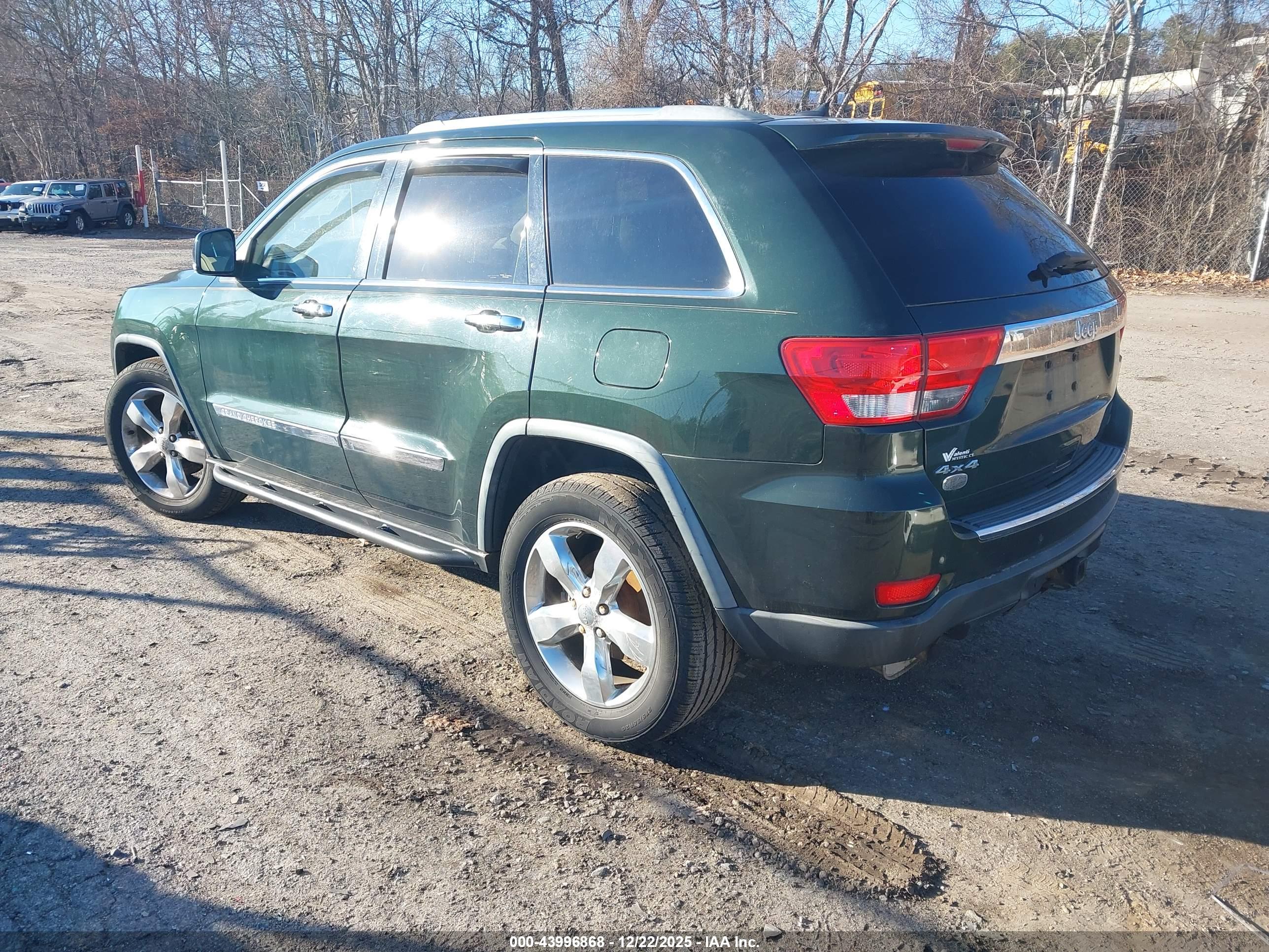JEEP GRAND image 3