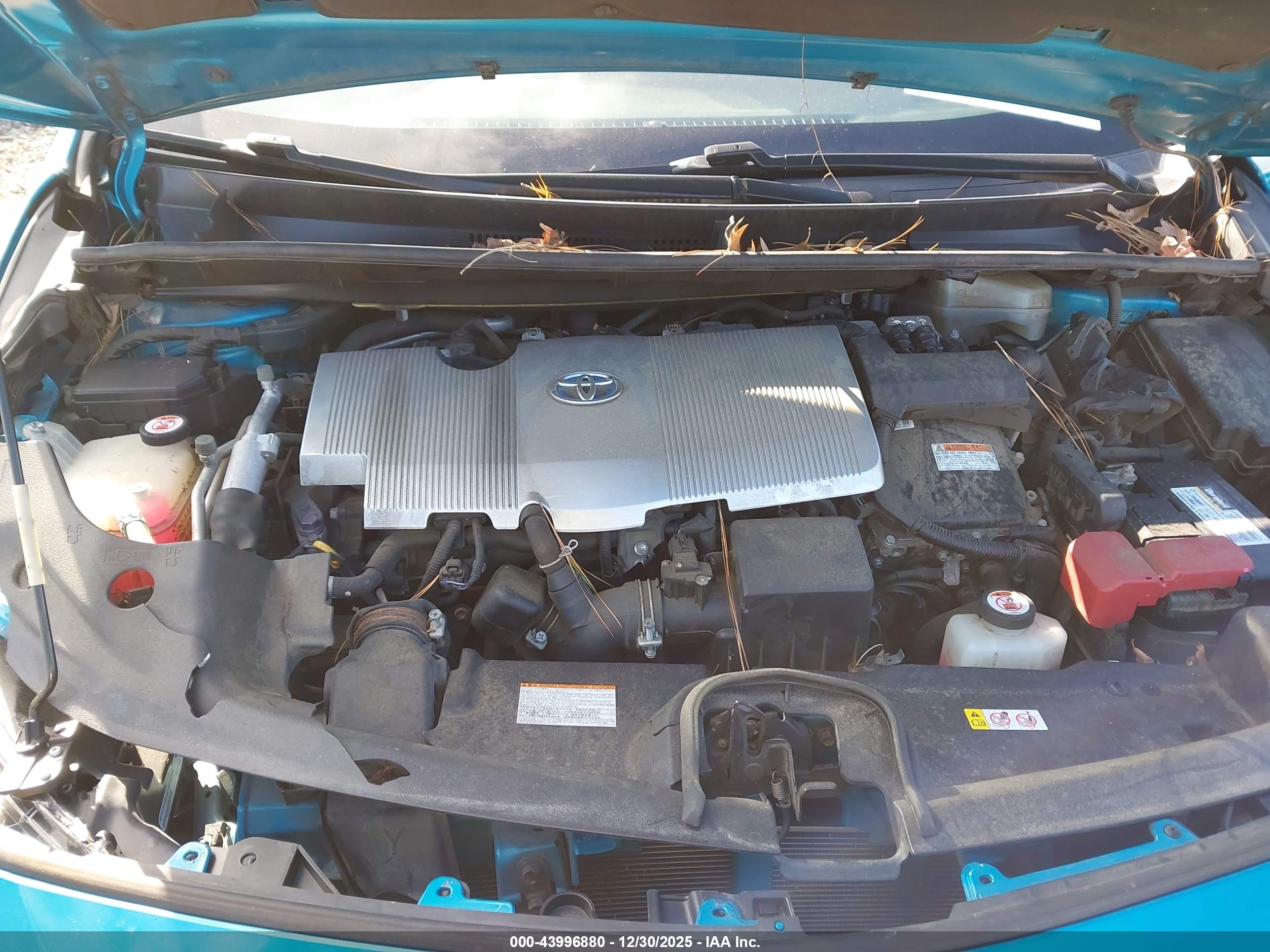 TOYOTA PRIUS image 10