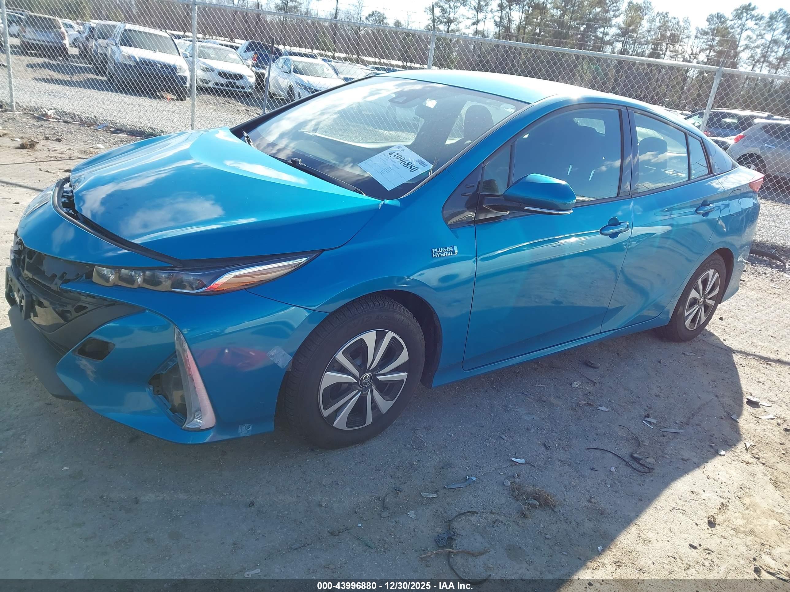 TOYOTA PRIUS image 2