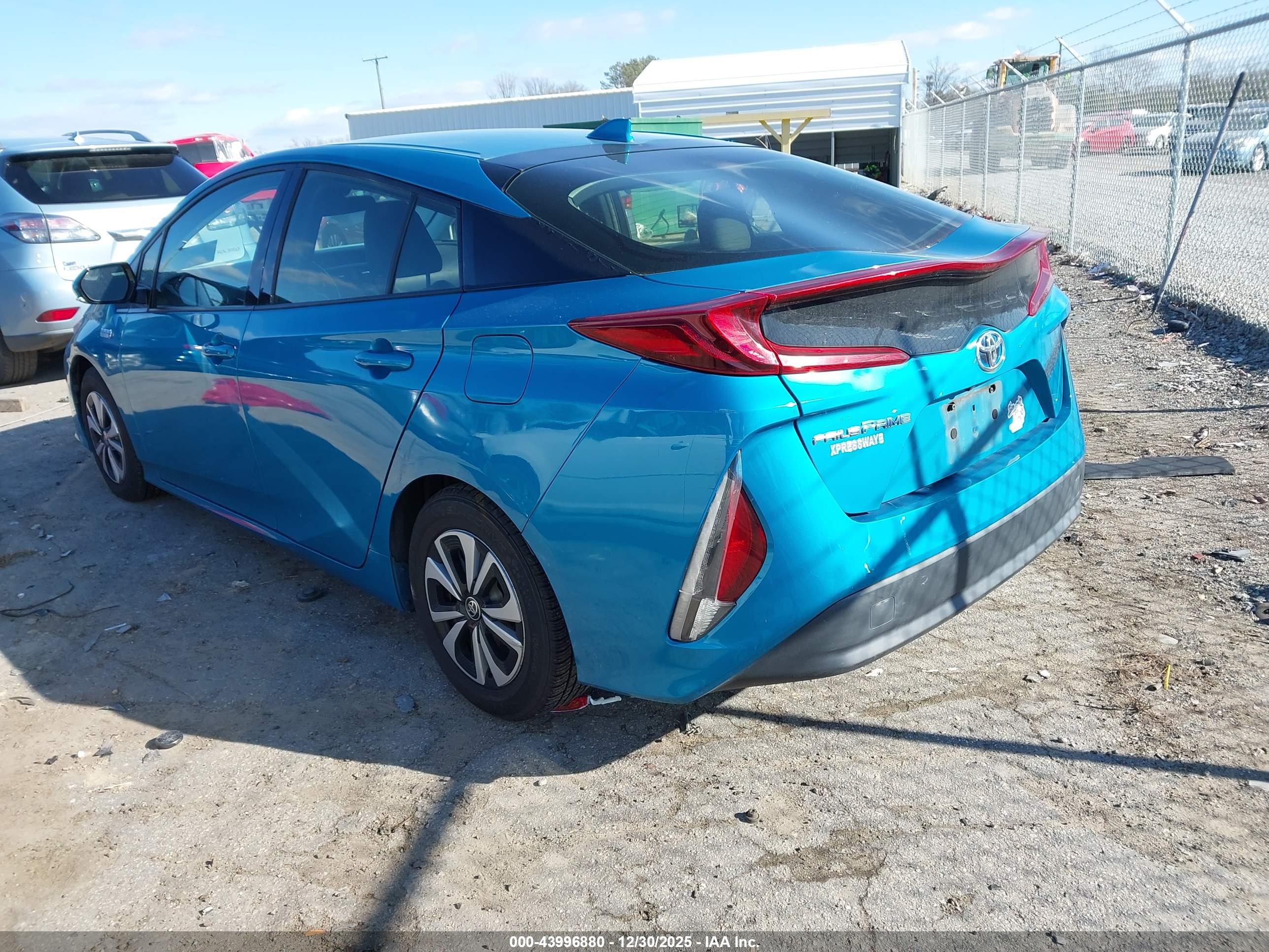 TOYOTA PRIUS image 3