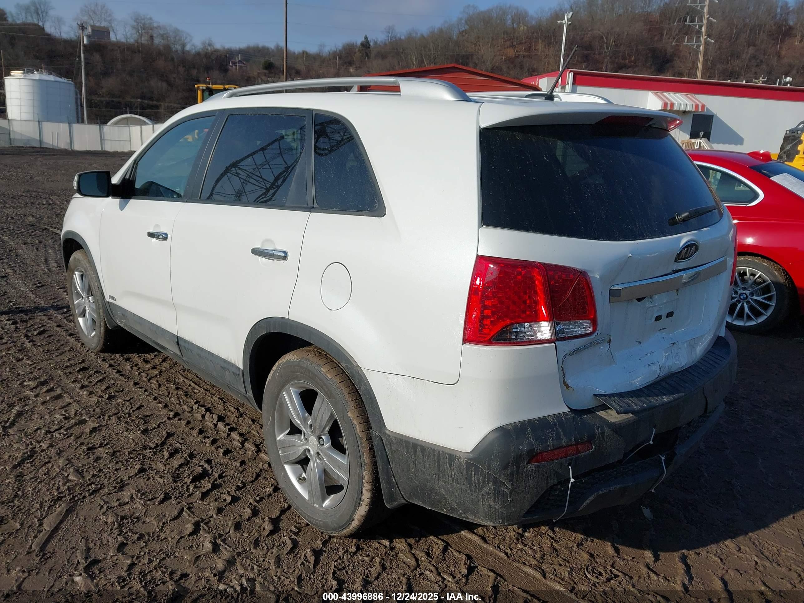 KIA SORENTO image 3