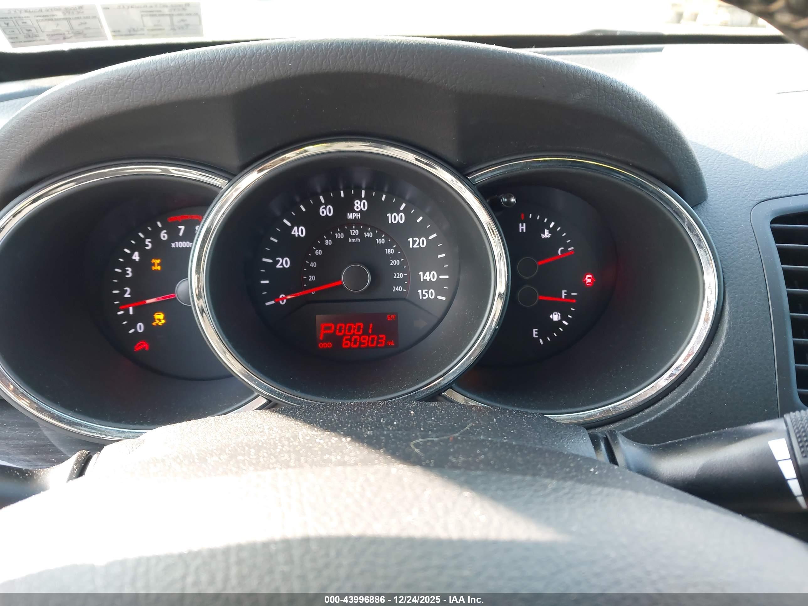 KIA SORENTO image 7