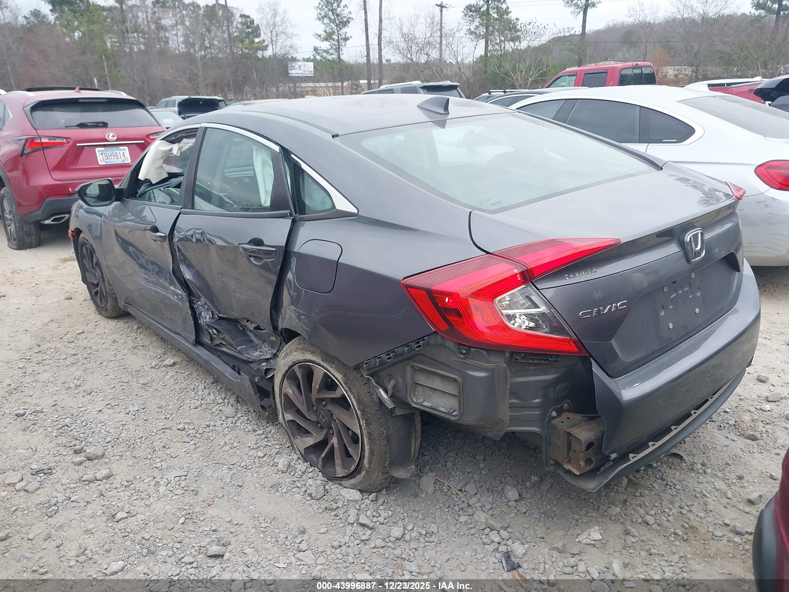 HONDA CIVIC image 3