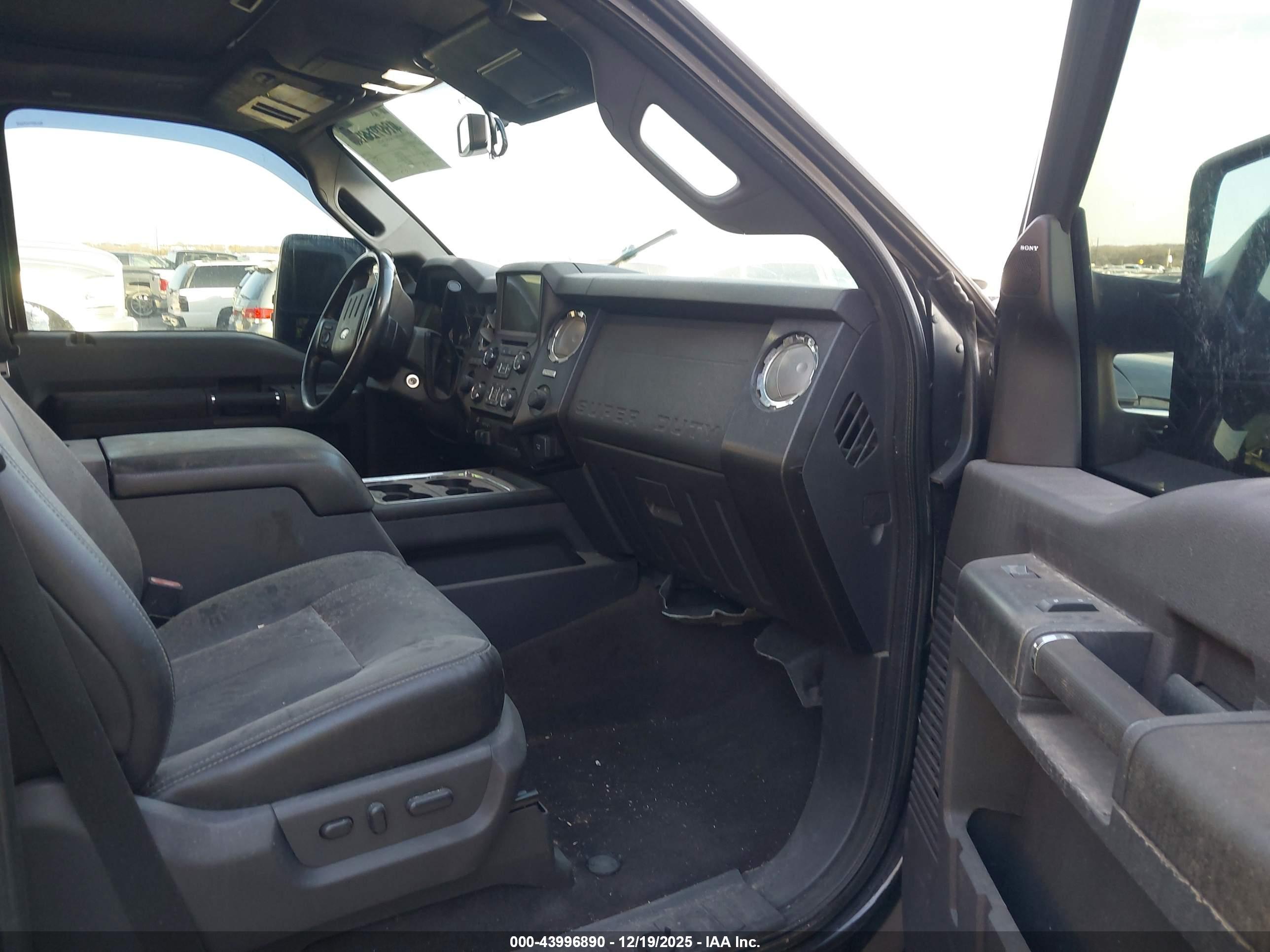 FORD F-350 image 8