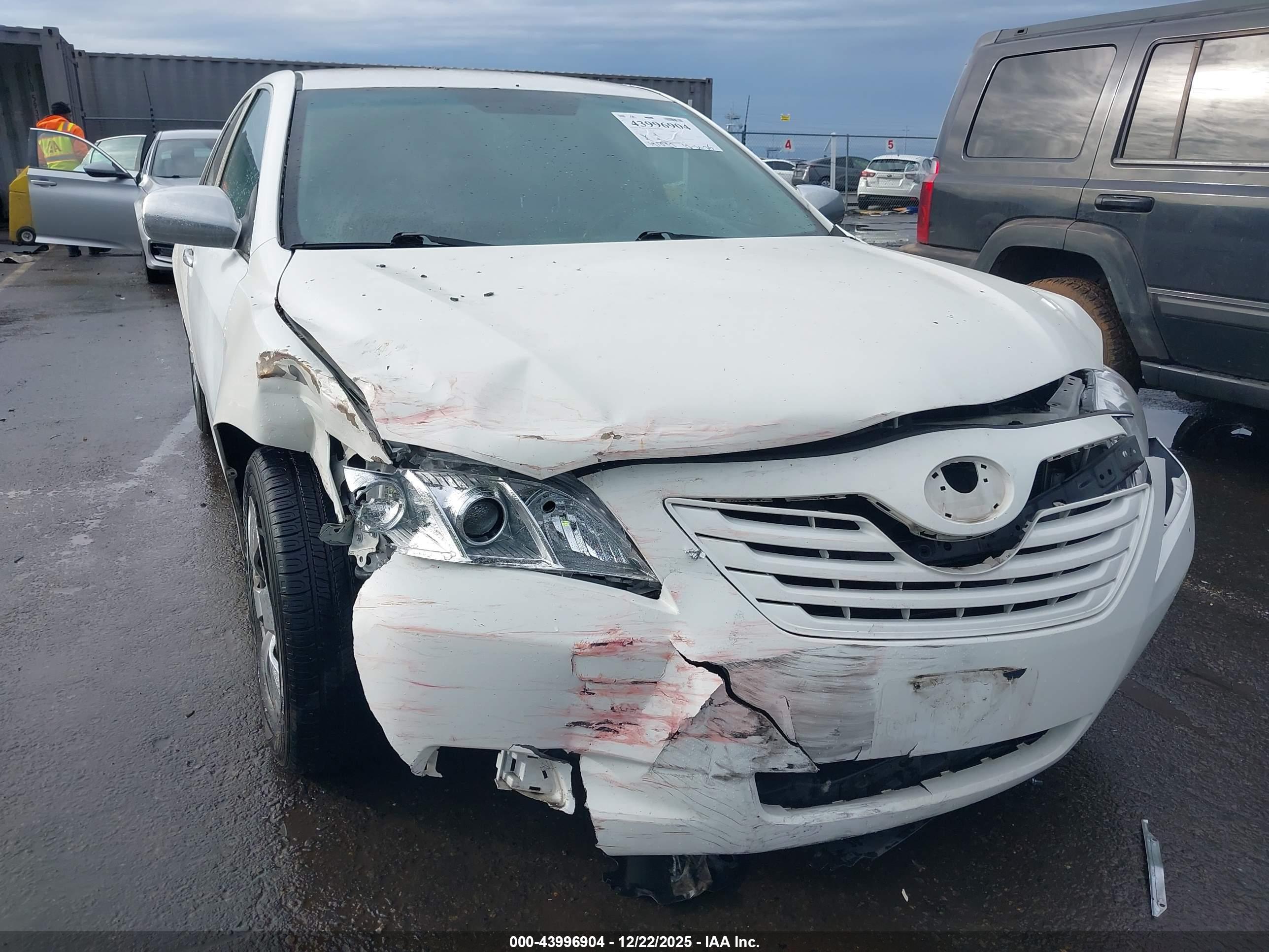 TOYOTA CAMRY image 6