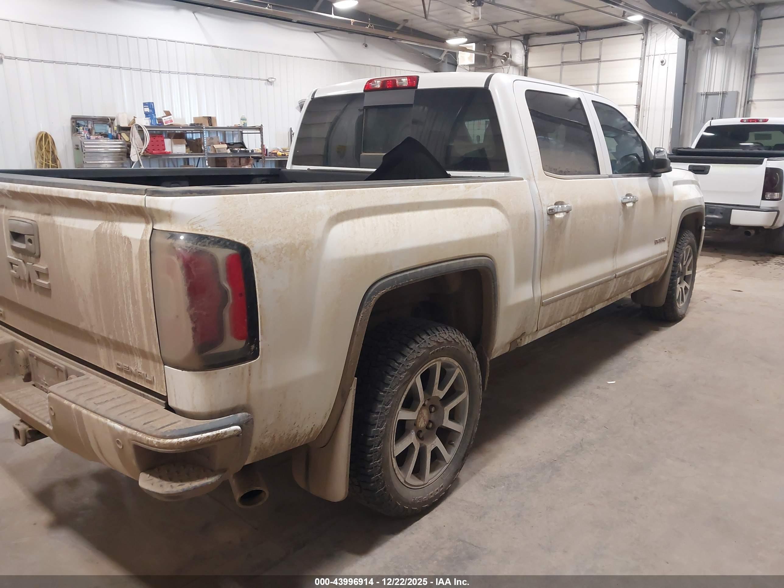 GMC SIERRA image 4