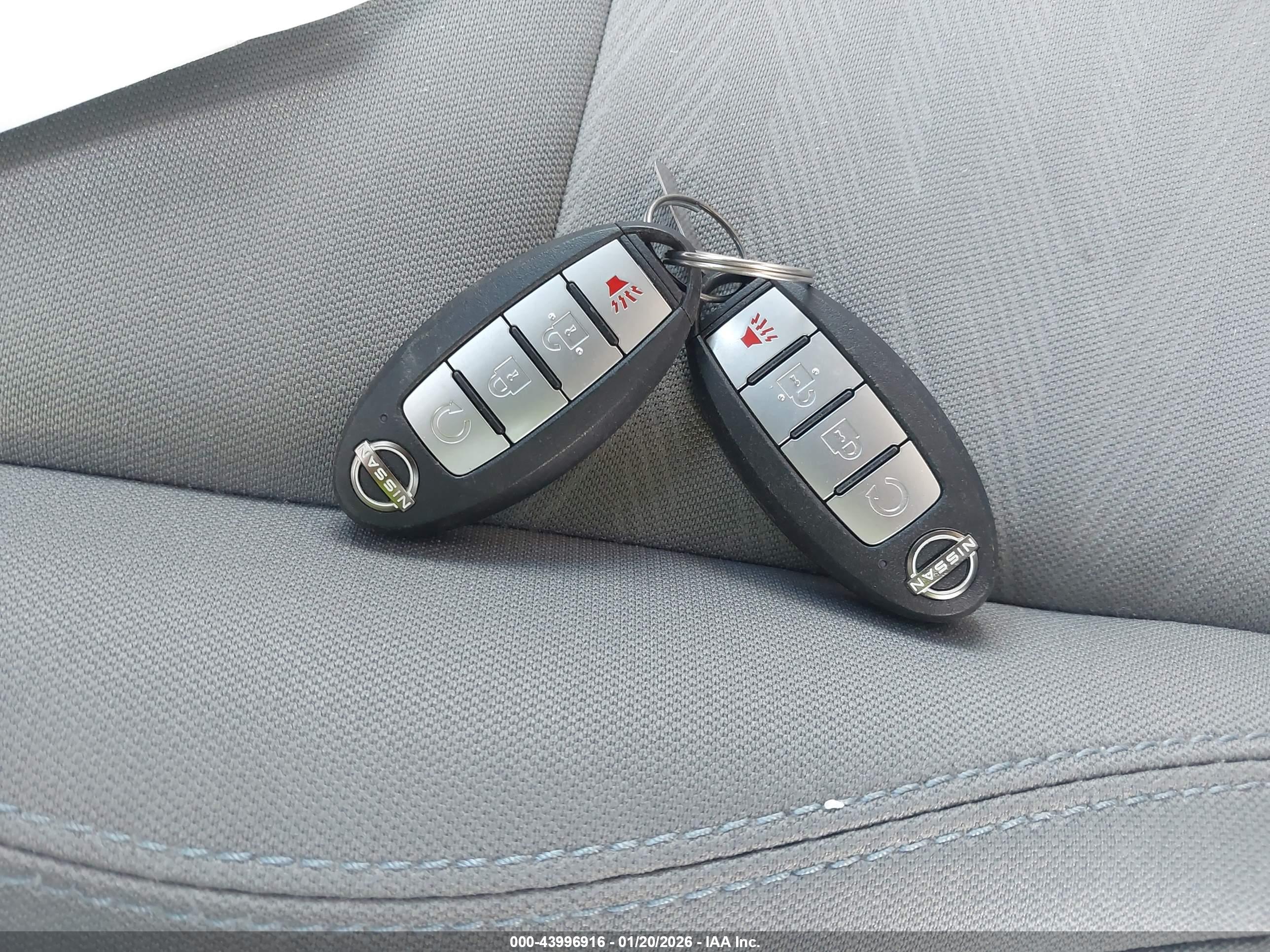 NISSAN FRONTIER image 11