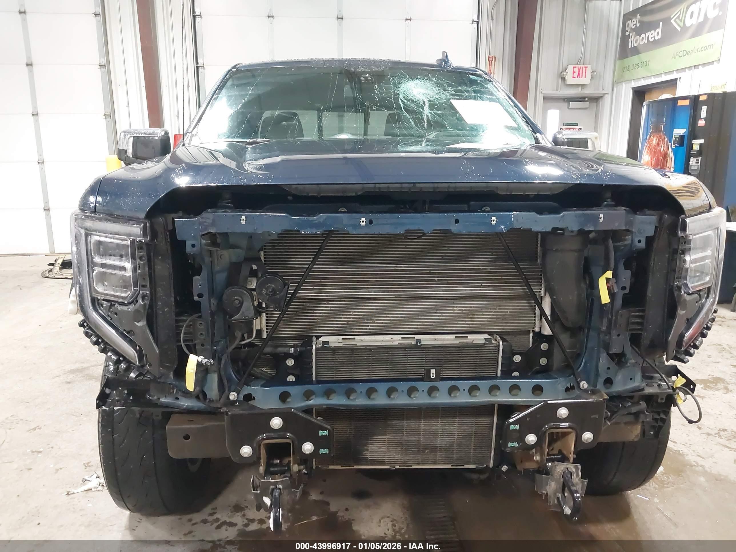 GMC SIERRA image 6