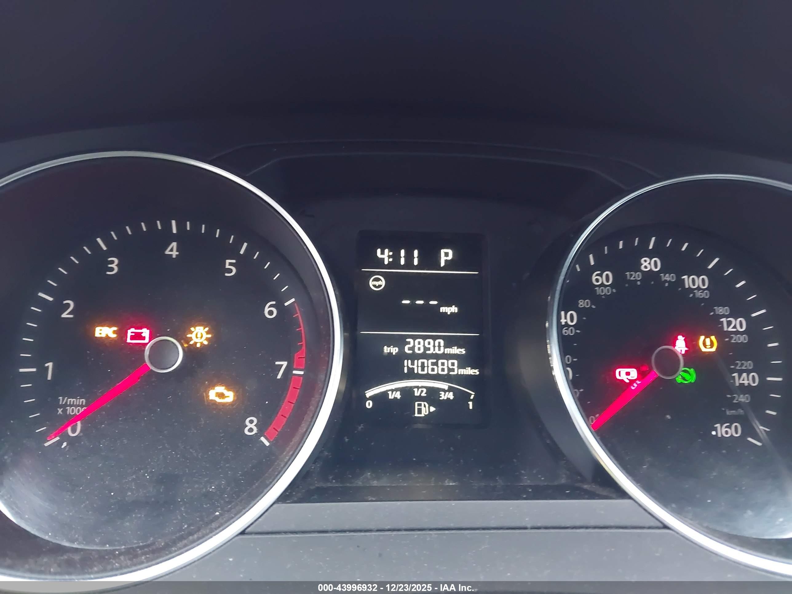 VOLKSWAGEN JETTA image 7