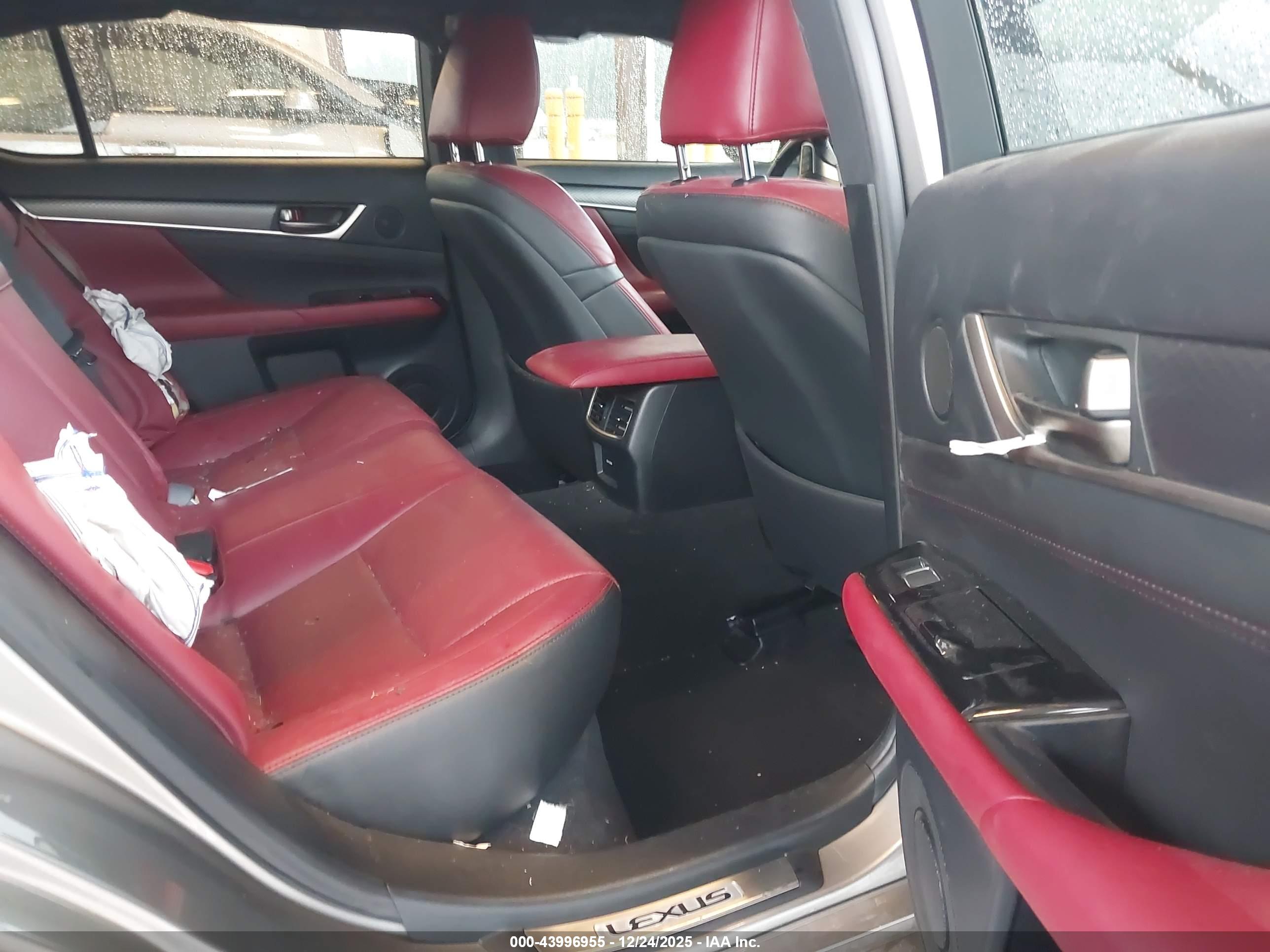 LEXUS GS image 8