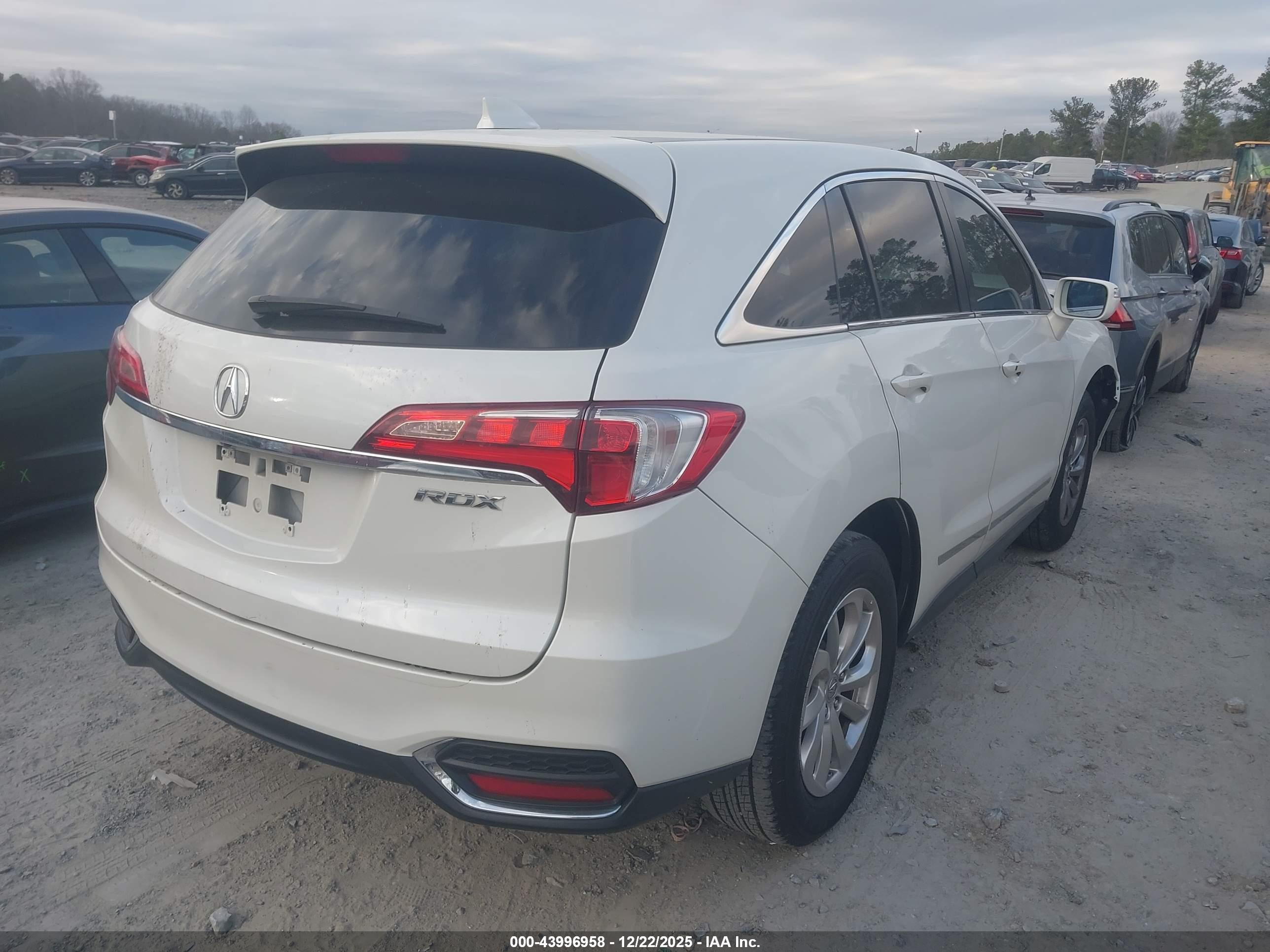 ACURA RDX image 4