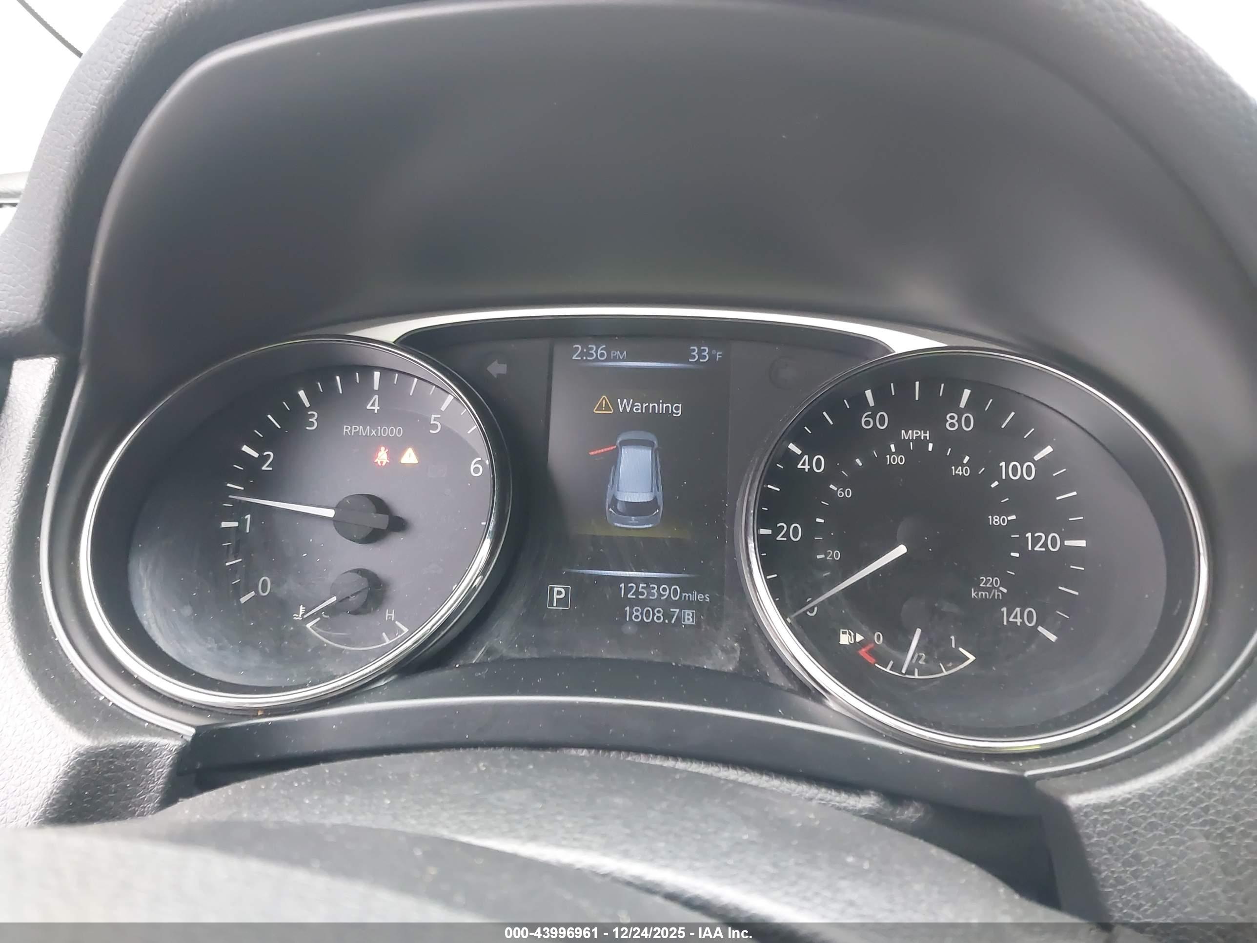 NISSAN ROGUE image 7